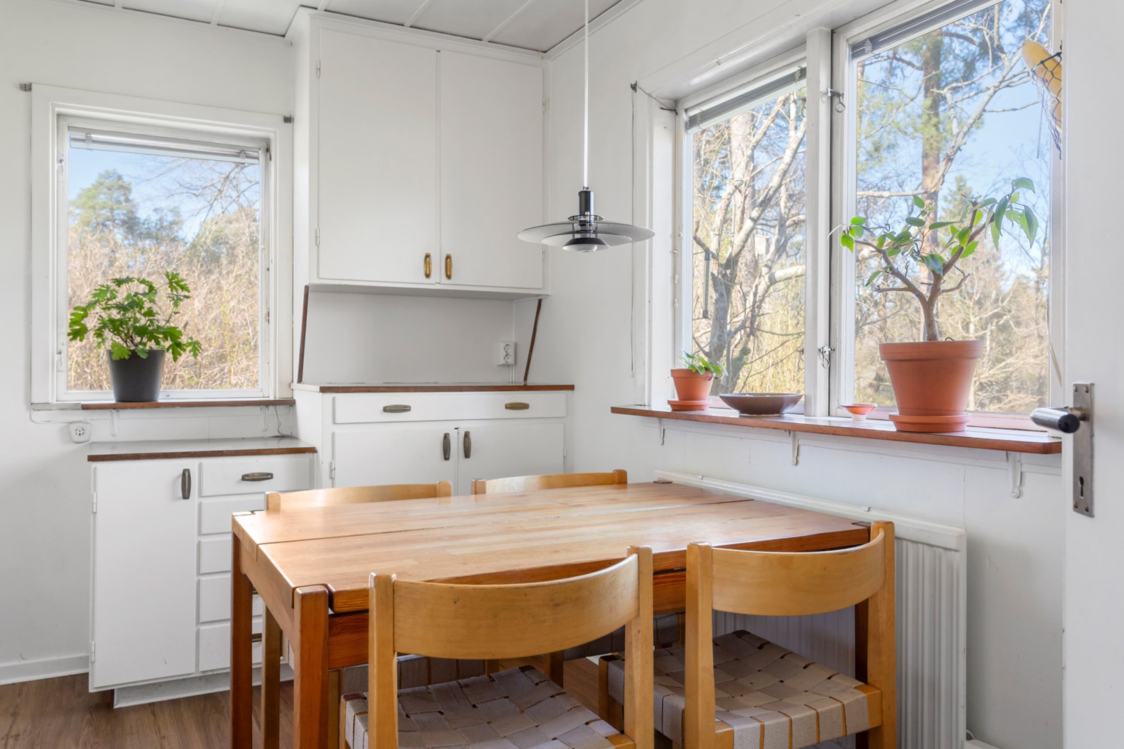 Bostadsbild från Hertigvägen 15, Såld i Kummelnäs, Nacka