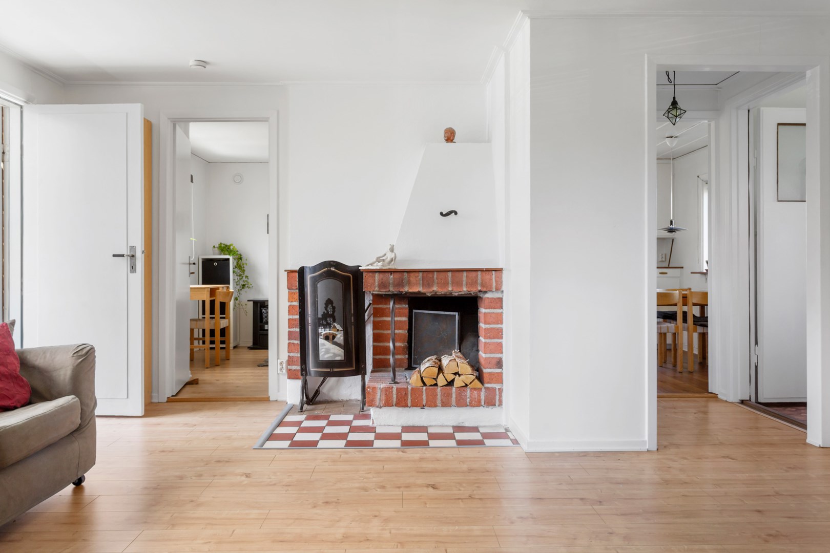 Bostadsbild från Hertigvägen 15, Såld i Kummelnäs, Nacka