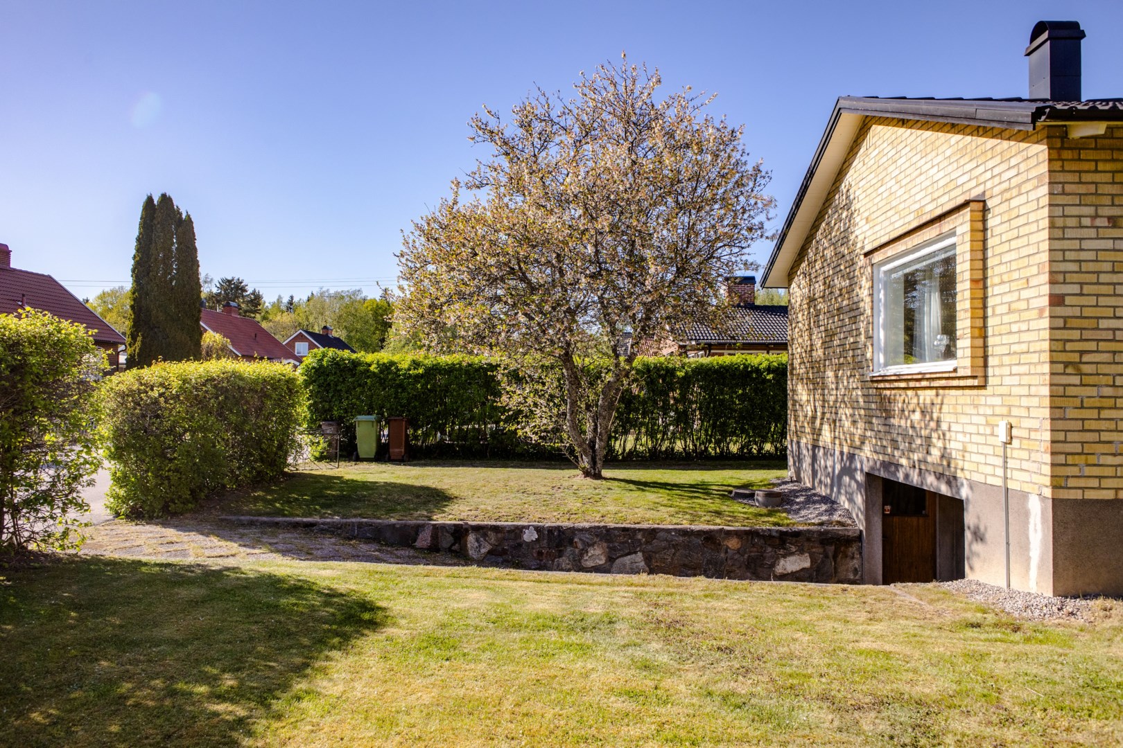 Bostadsbild från Runhällsgatan 14, Såld i Romberga, Enköping