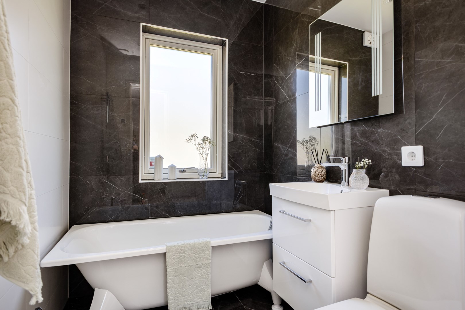 Bostadsbild från Runhällsgatan 14, Såld i Romberga, Enköping