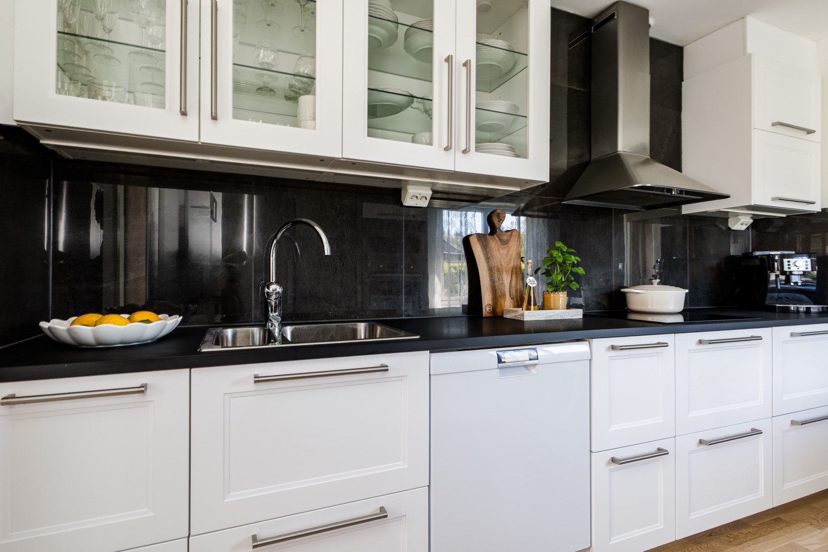 Bostadsbild från Runhällsgatan 14, Såld i Romberga, Enköping