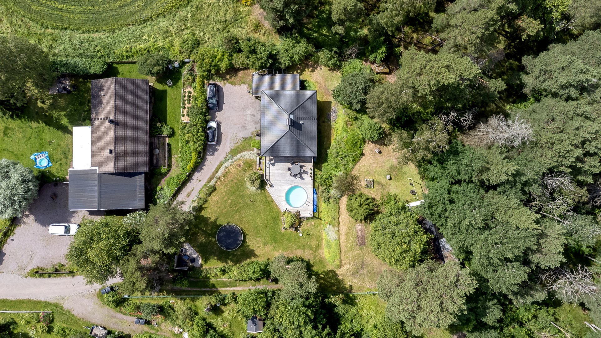 Bostadsbild från Apterarvägen 4, Till salu i Rasbo, Uppsala