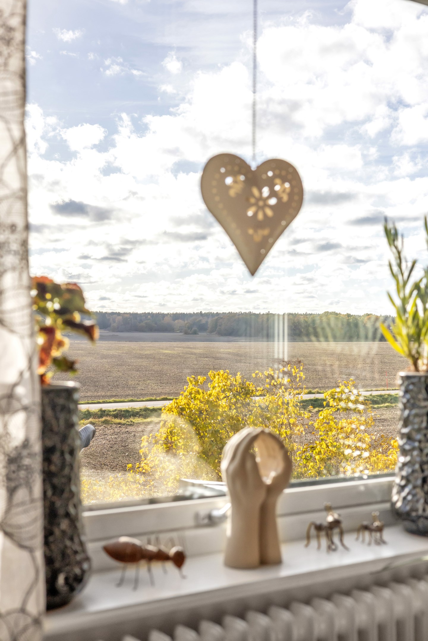 Bostadsbild från Apterarvägen 4, Till salu i Rasbo, Uppsala