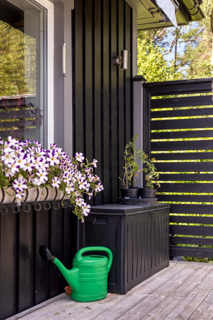 Bostadsbild från Apterarvägen 4, Till salu i Rasbo, Uppsala