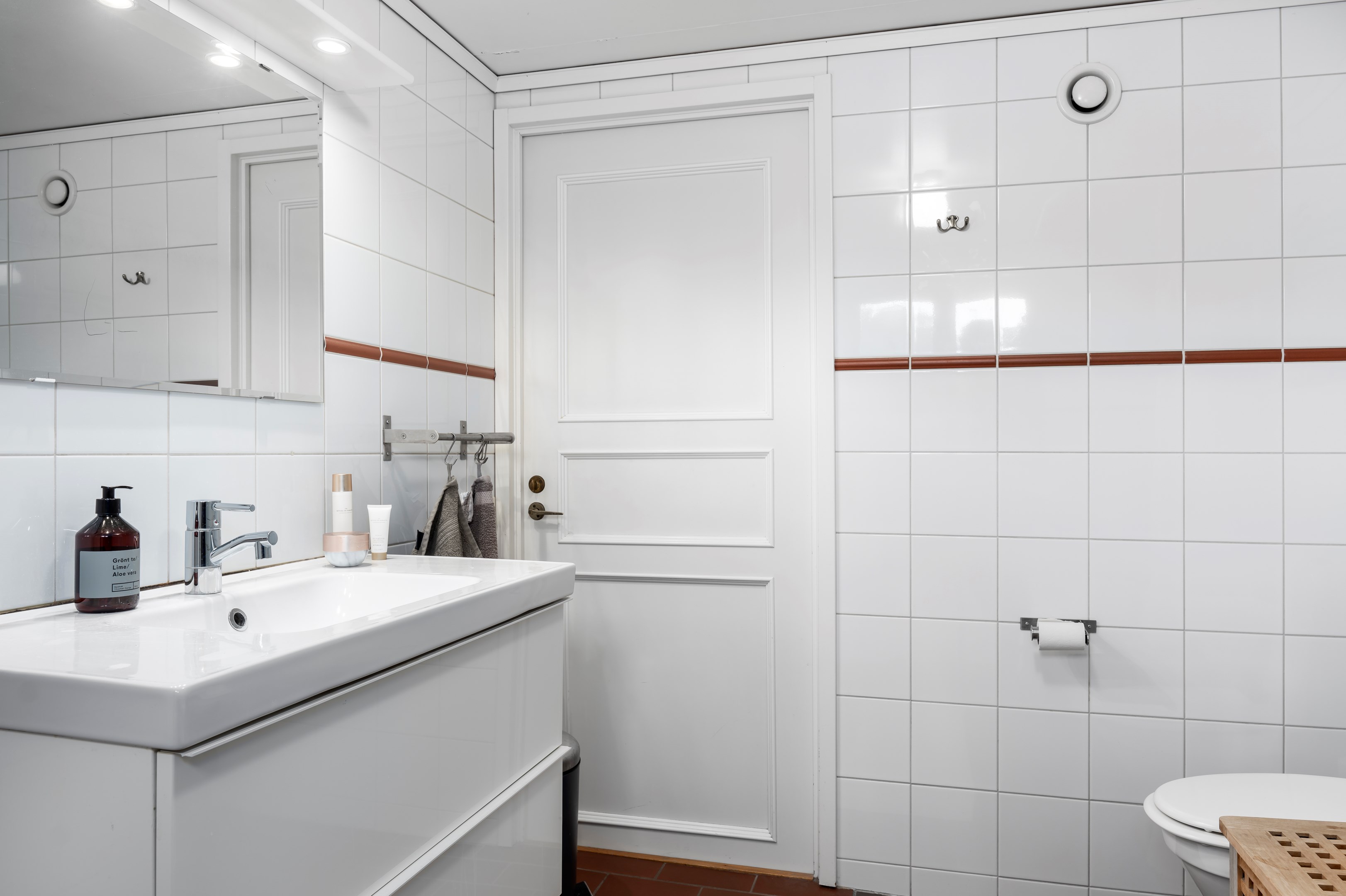 Bostadsbild från Dianavägen 43, Såld i Eknäs, Nacka