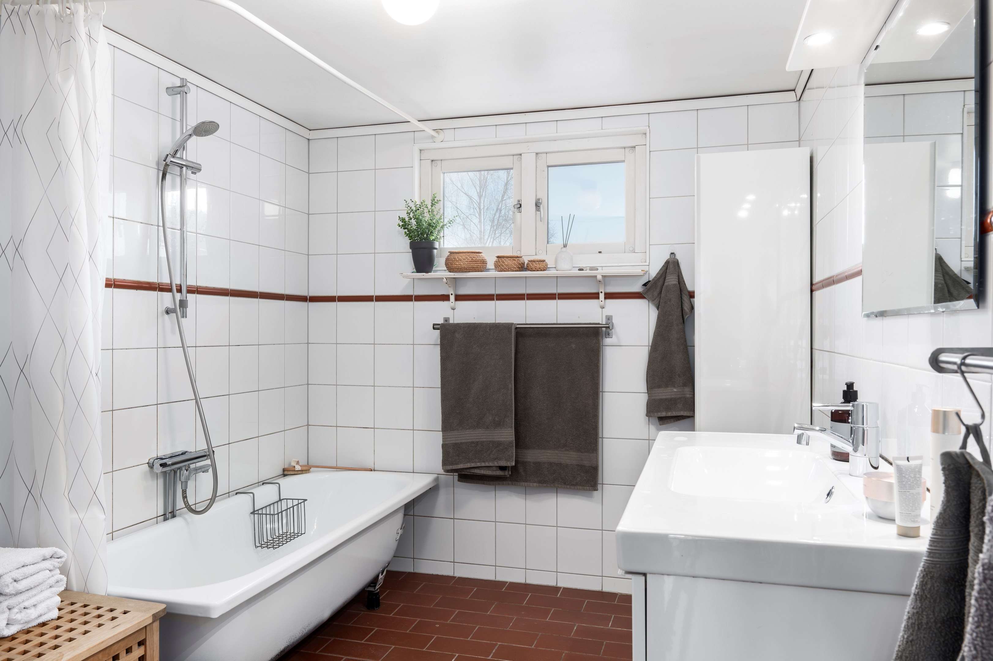Bostadsbild från Dianavägen 43, Såld i Eknäs, Nacka