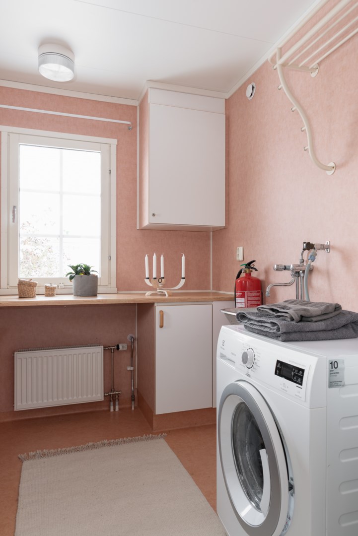 Bostadsbild från Ruagatan 38, Såld i Barkarö, Västerås