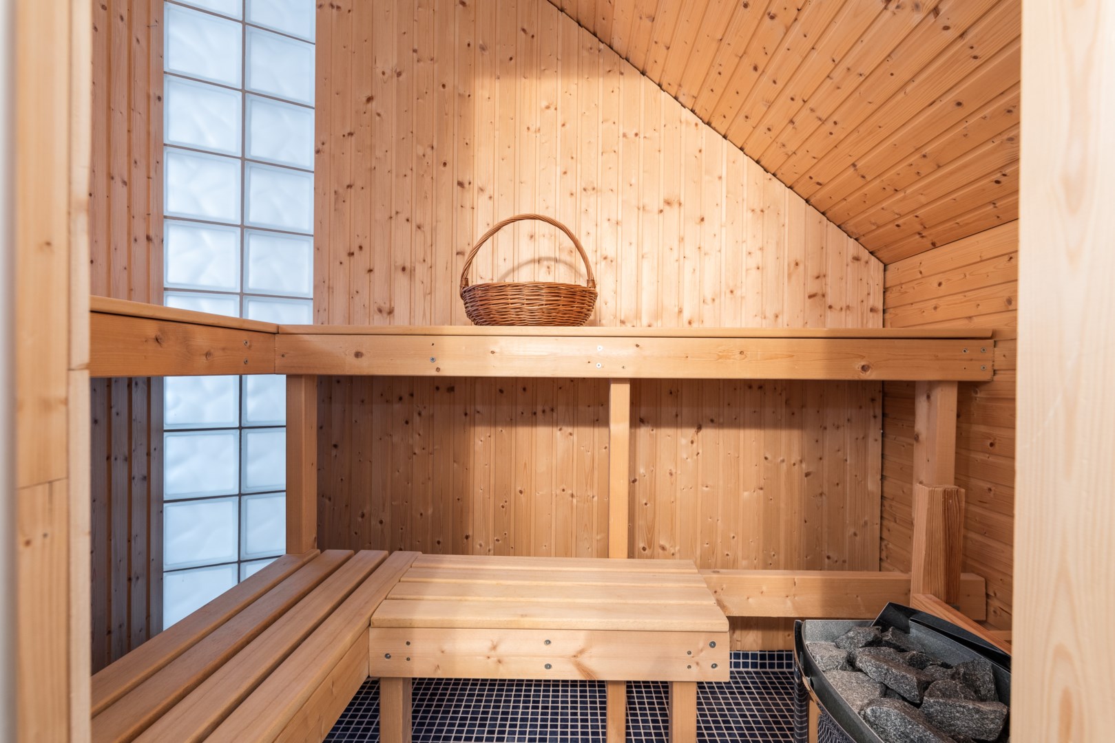 Bostadsbild från Ruagatan 38, Såld i Barkarö, Västerås