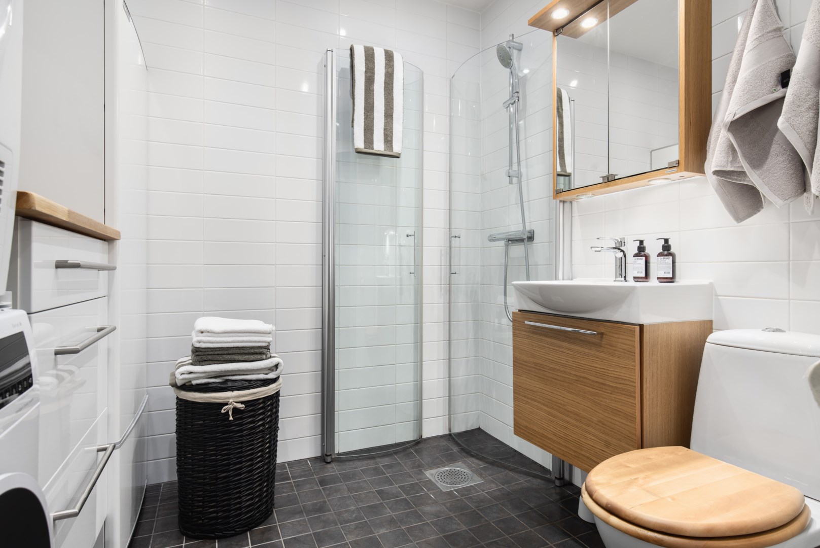 Bostadsbild från Långrevsgatan 48, Såld i Fiskarhöjden - Saltsjöbaden, Nacka