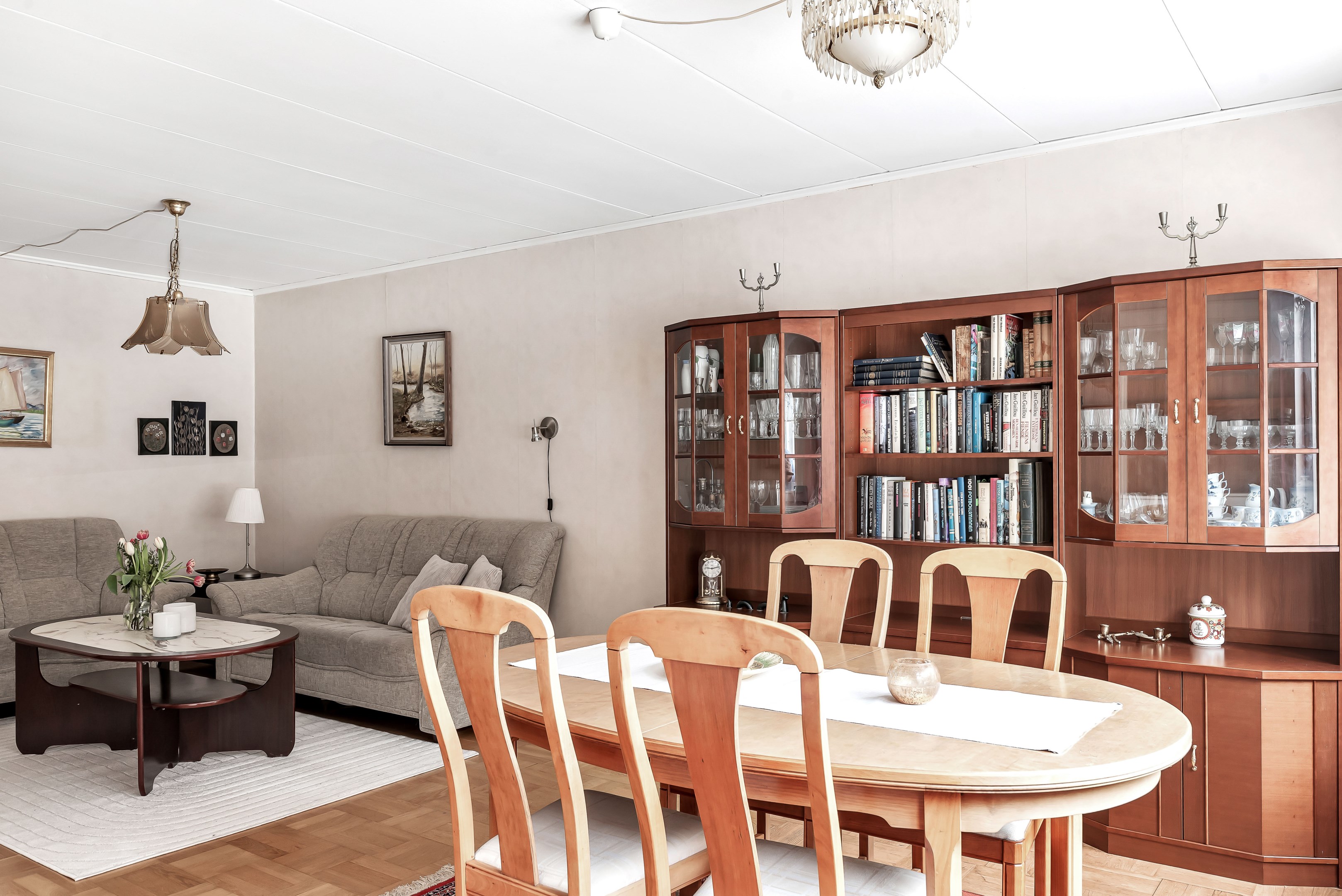 Bostadsbild från Arkitektvägen 32, Såld i Vänge, Uppsala