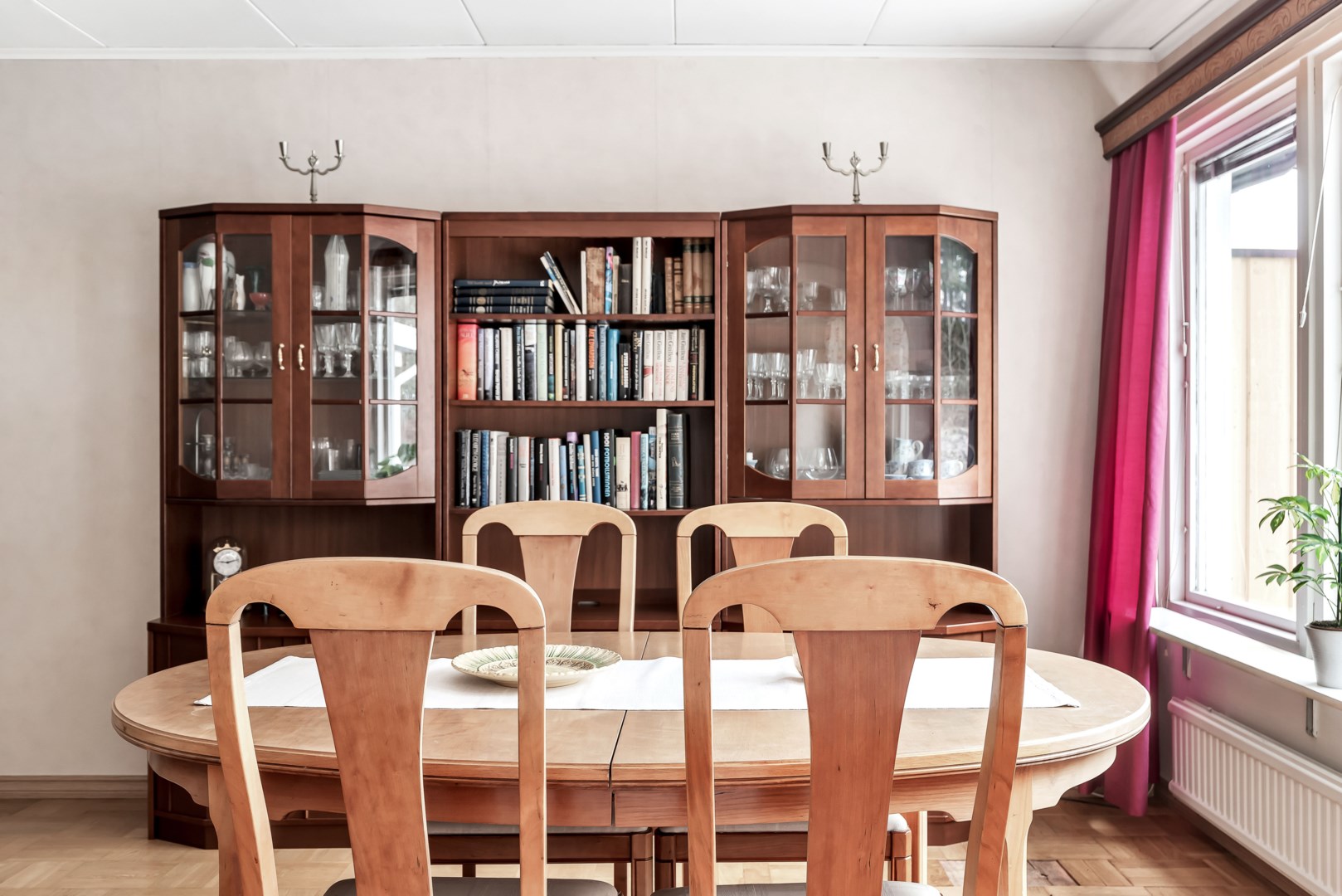 Bostadsbild från Arkitektvägen 32, Såld i Vänge, Uppsala