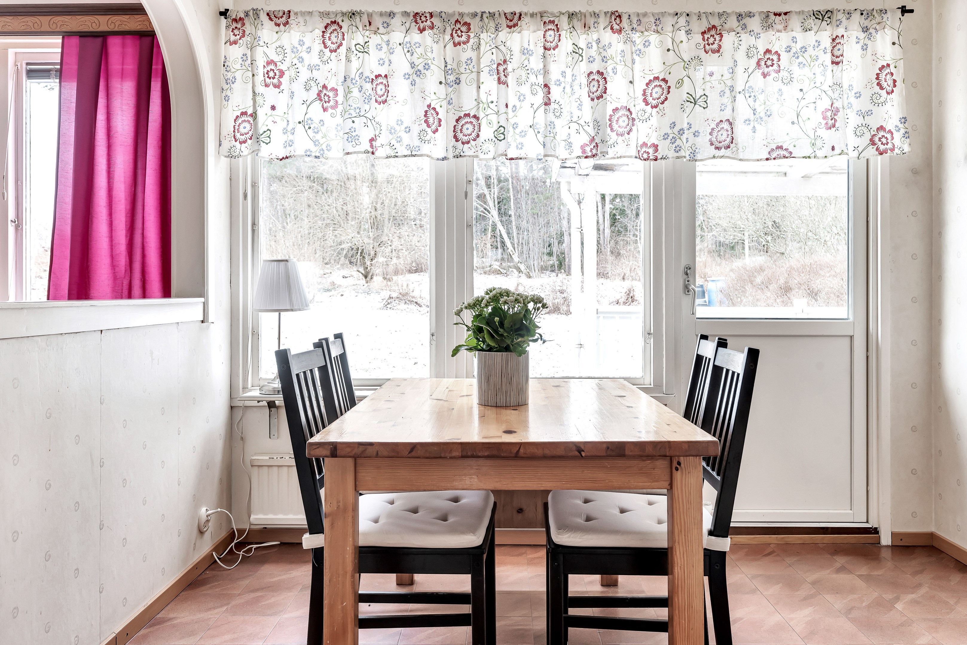 Bostadsbild från Arkitektvägen 32, Såld i Vänge, Uppsala