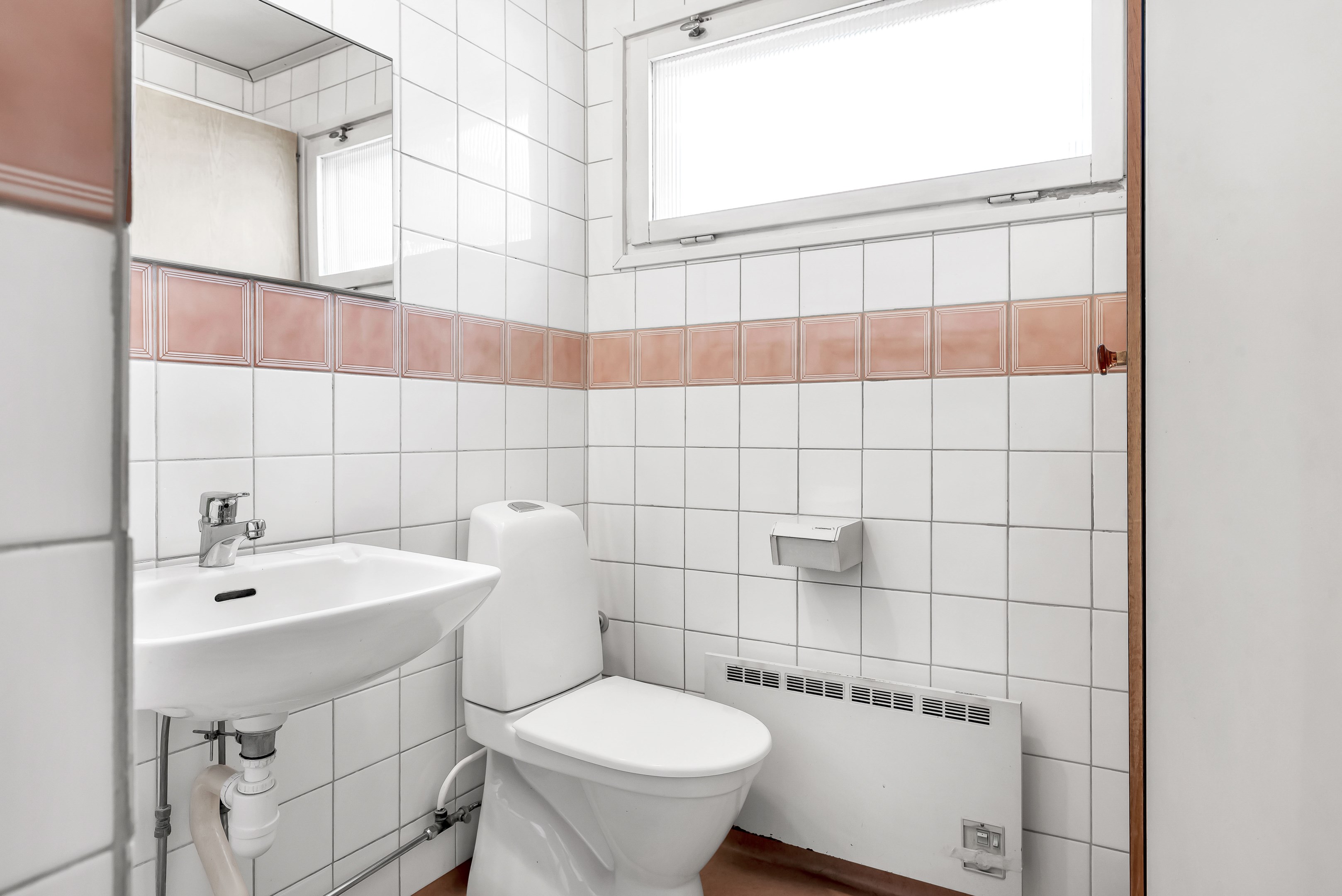 Bostadsbild från Arkitektvägen 32, Såld i Vänge, Uppsala