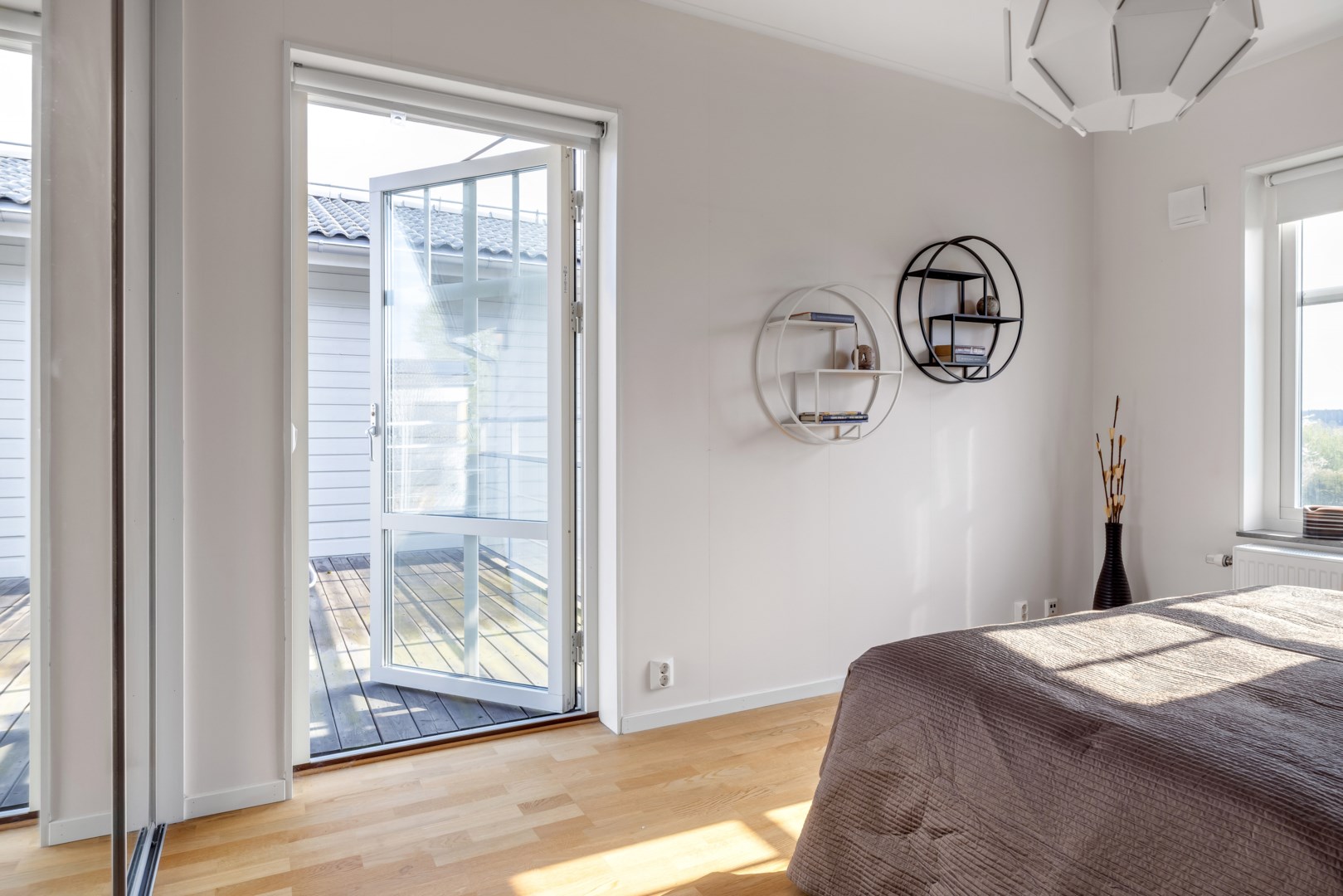 Bostadsbild från Storskiftesvägen 9, Såld i Valsätra, Uppsala