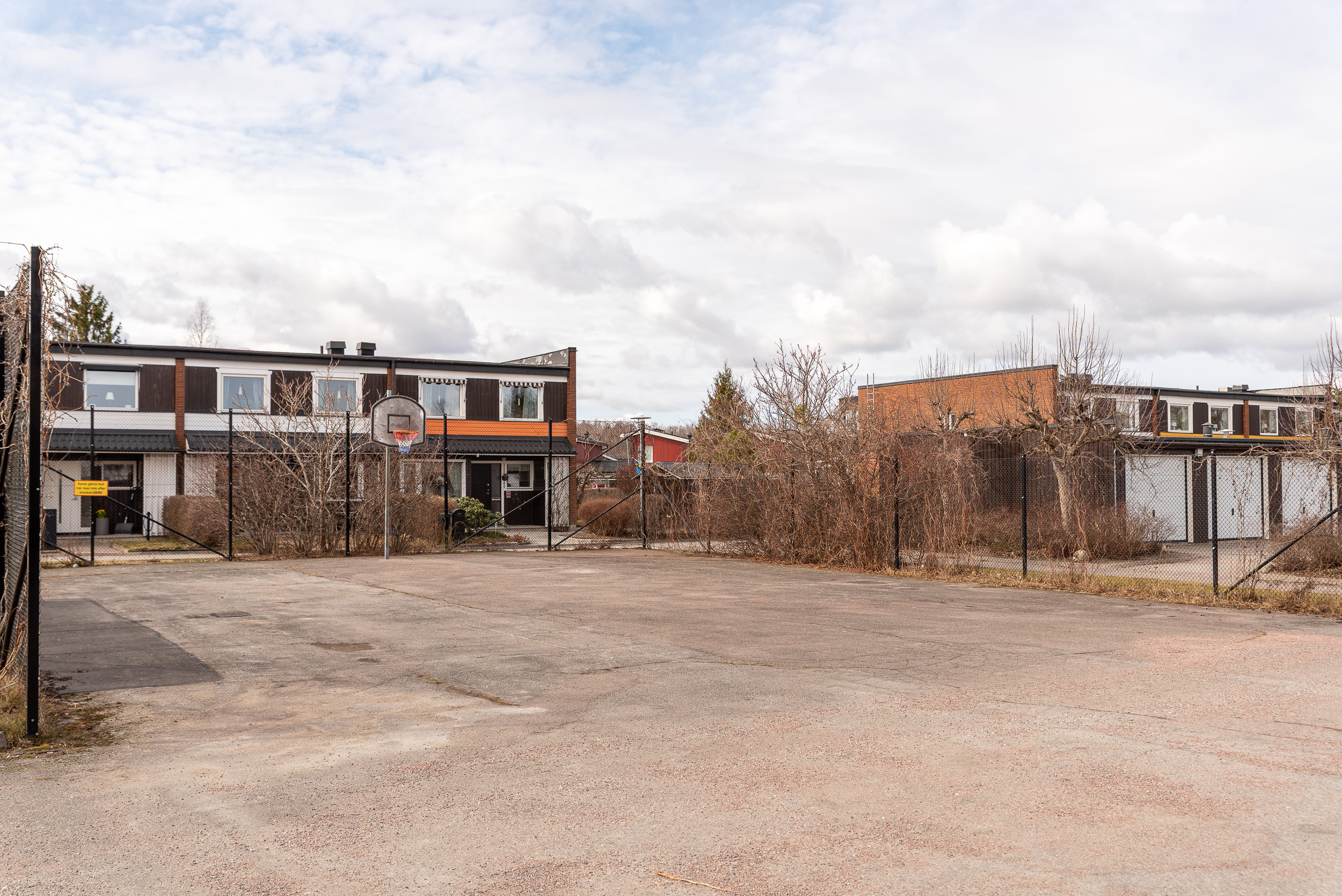 Bostadsbild från Håkantorpsgatan 115, Såld i Skälby, Västerås