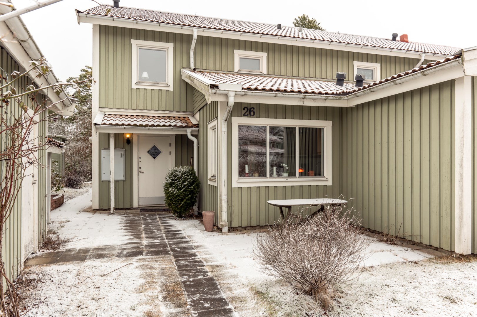 Bostadsbild från Flugsnapparvägen 26, Såld i Älta, Nacka