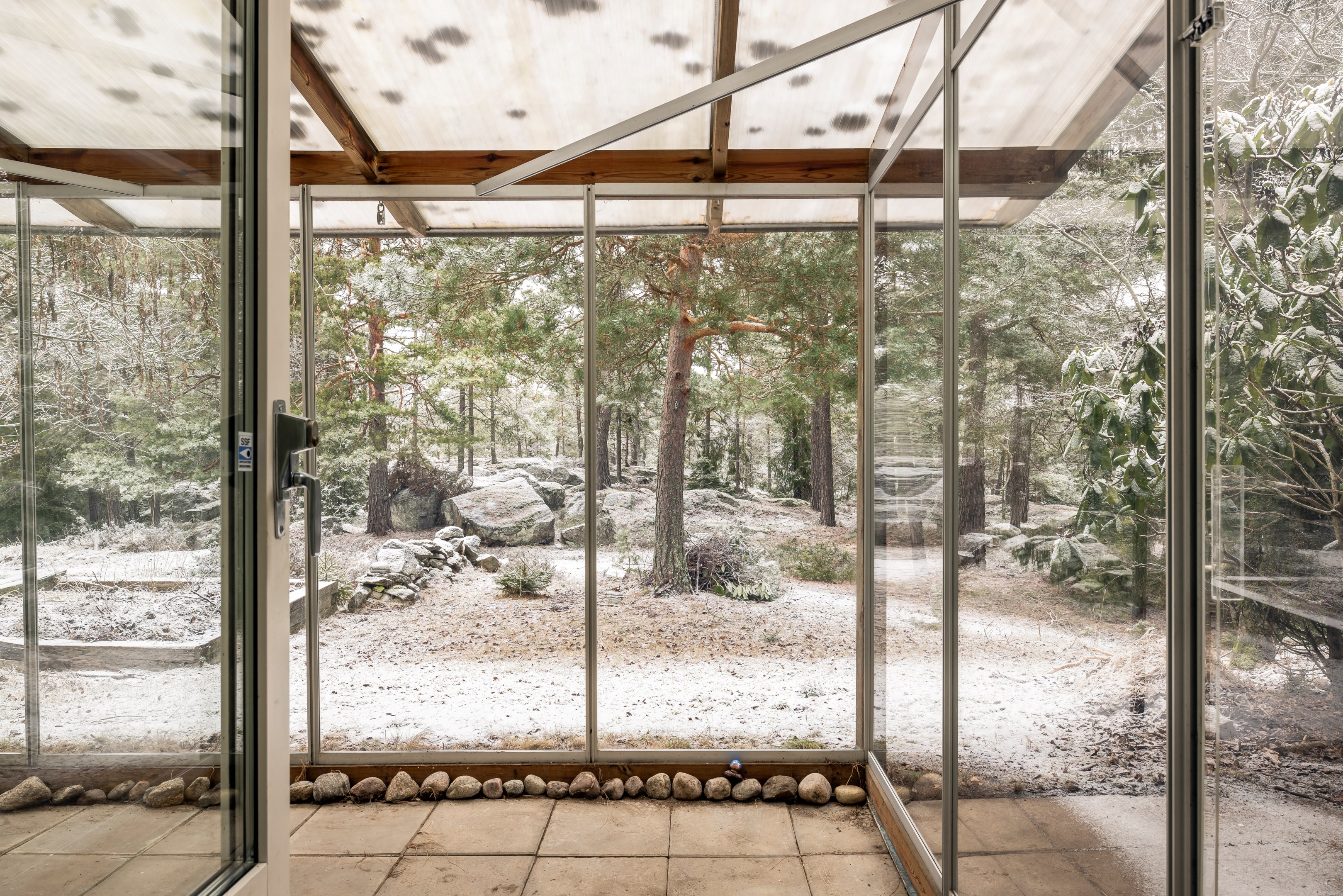 Bostadsbild från Flugsnapparvägen 26, Såld i Älta, Nacka