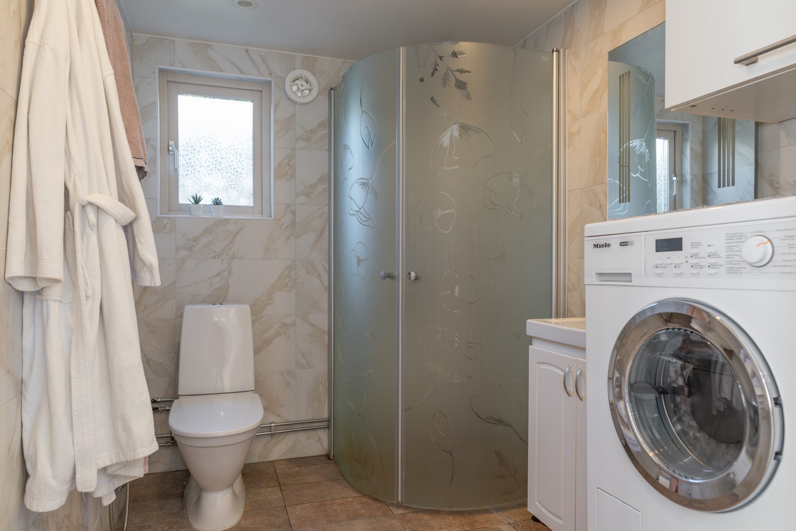 Bostadsbild från Stålverksgatan 79, Såld i Bäckby, Västerås