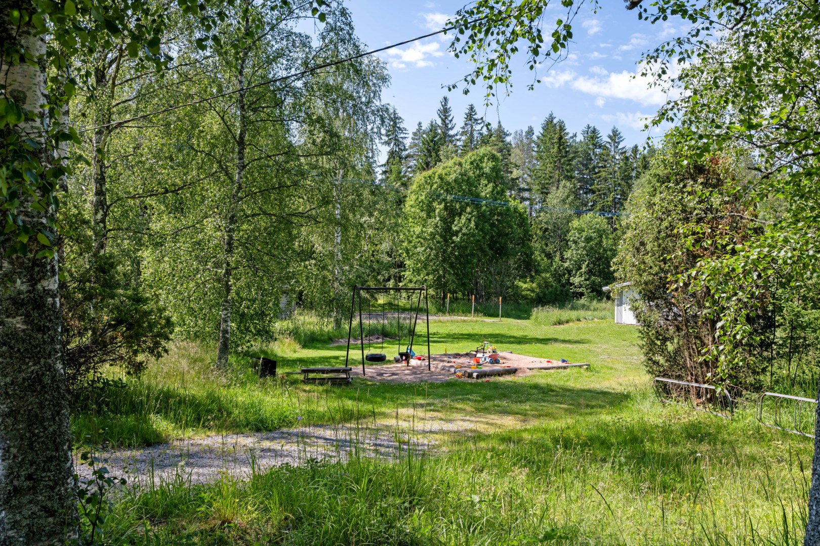 Bostadsbild från Skogsbacken 20, Kommande i Borgarbo, Uppsala