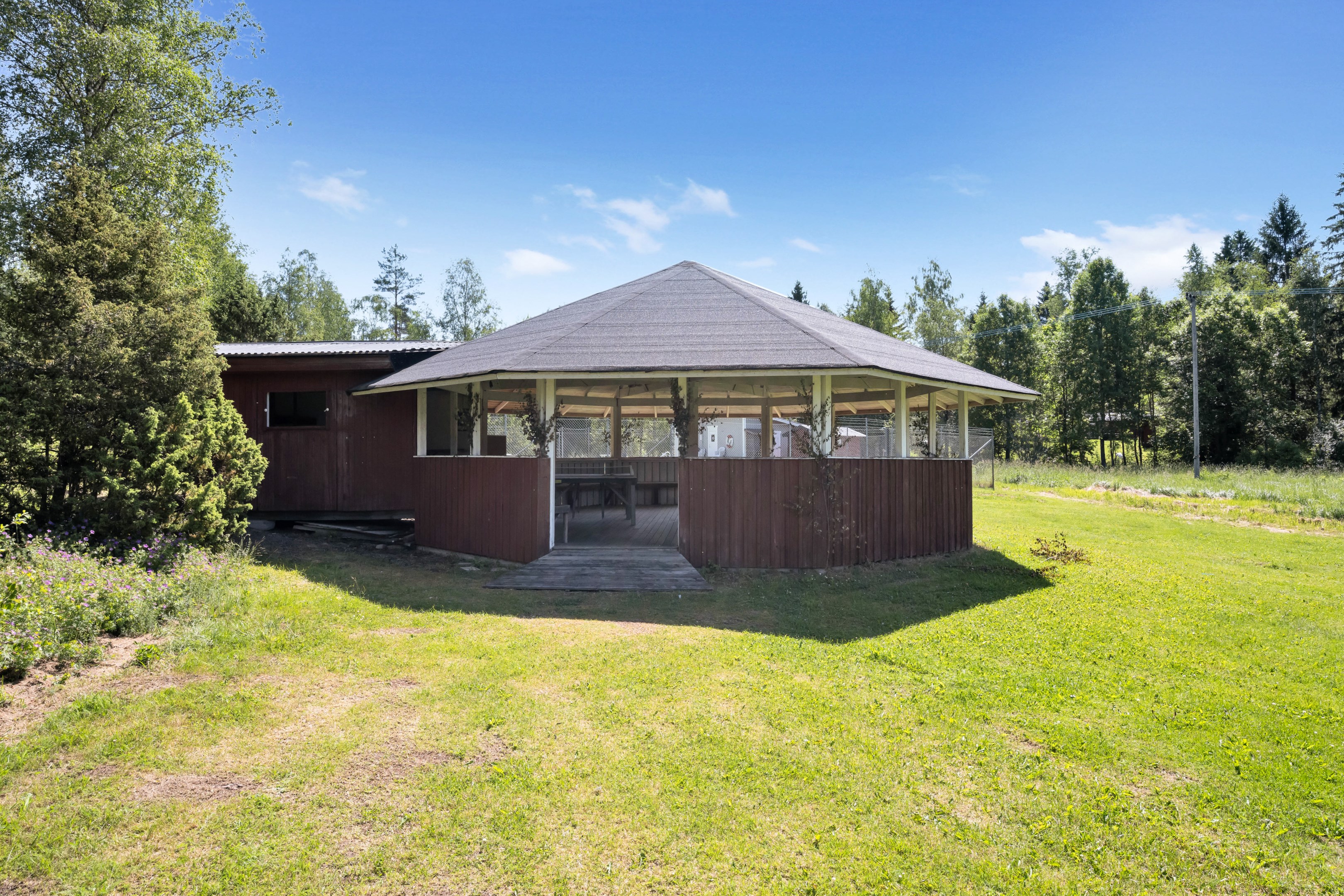 Bostadsbild från Skogsbacken 20, Kommande i Borgarbo, Uppsala