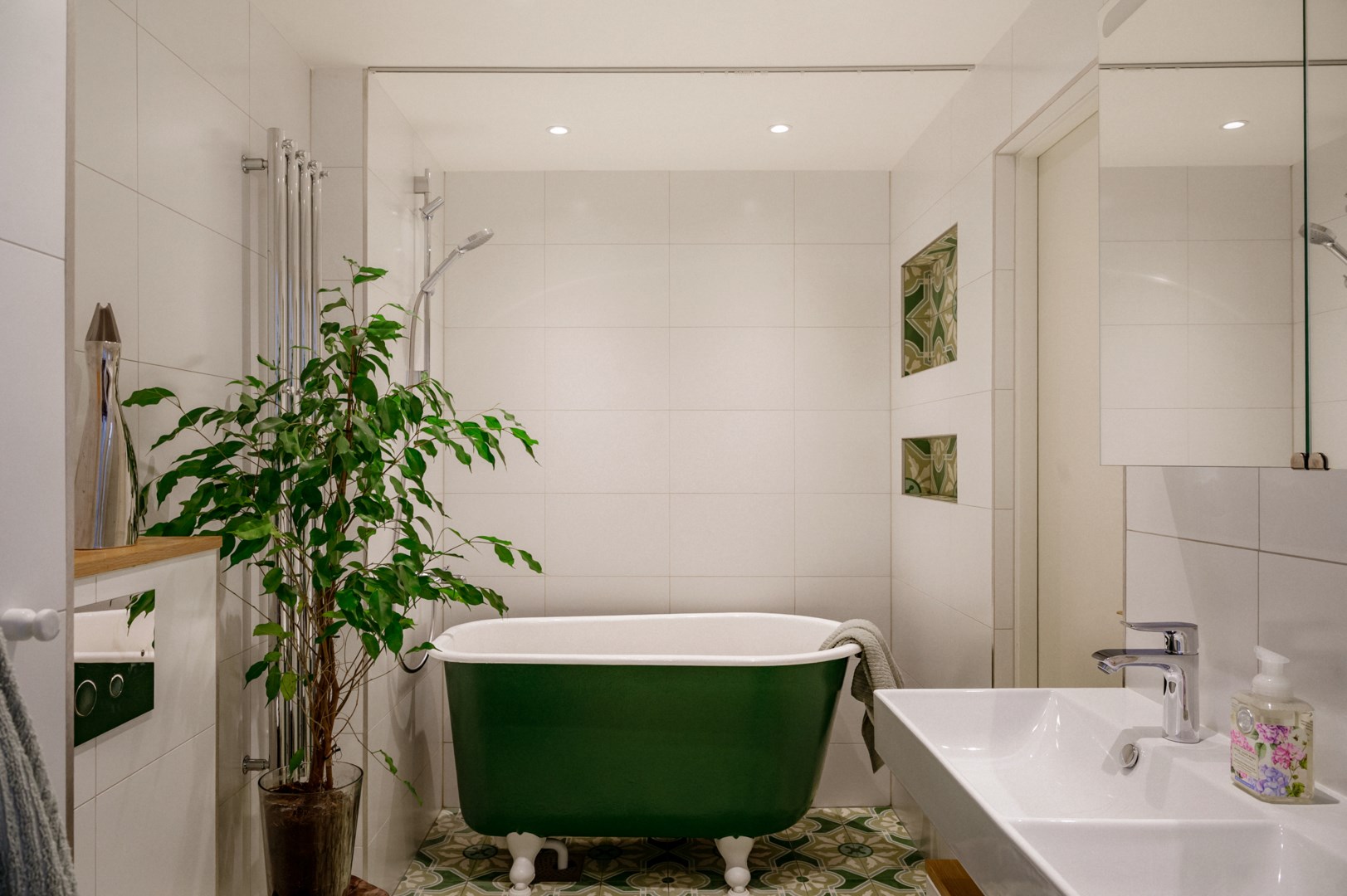 Bostadsbild från Östra Henriksborgsvägen 57, Såld i Saltsjöqvarn, Nacka