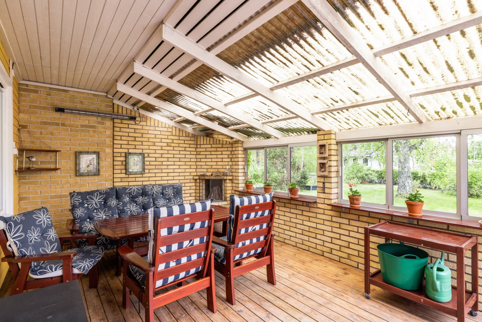 Bostadsbild från Pinnmovägen 7, Såld i Storvreta, Uppsala