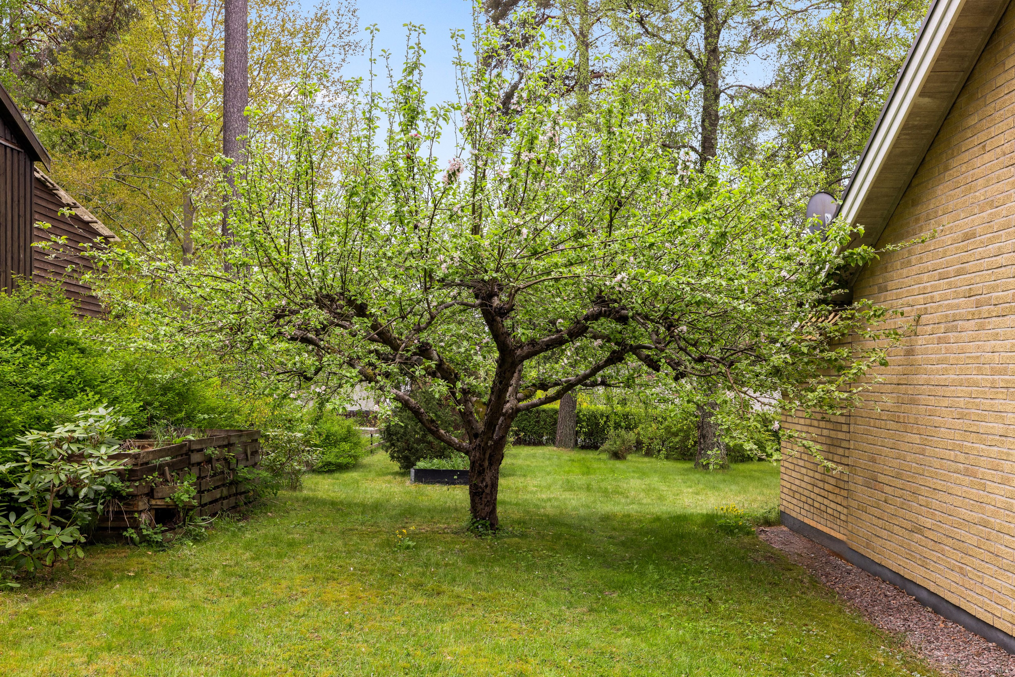 Bostadsbild från Pinnmovägen 7, Såld i Storvreta, Uppsala