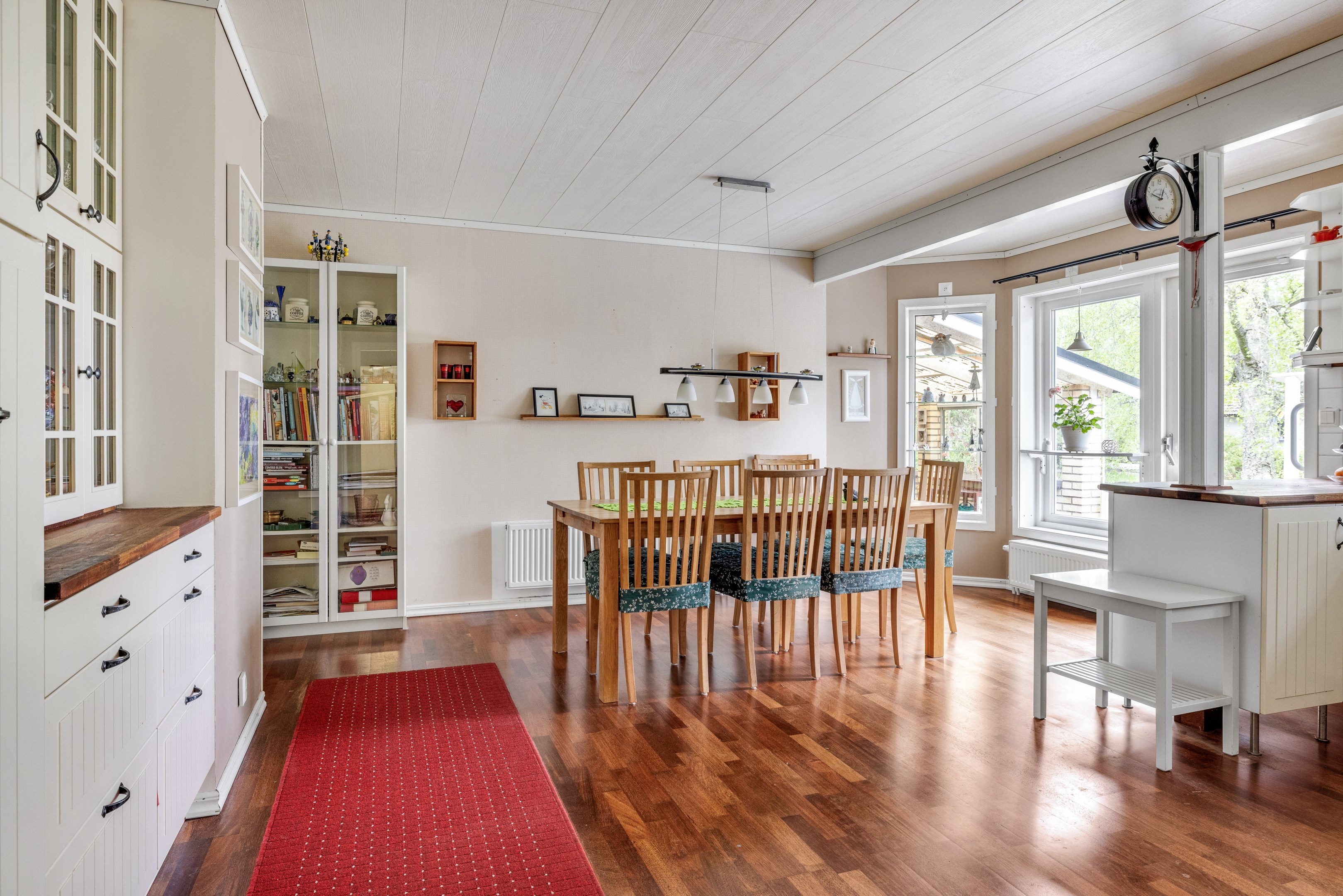 Bostadsbild från Pinnmovägen 7, Såld i Storvreta, Uppsala