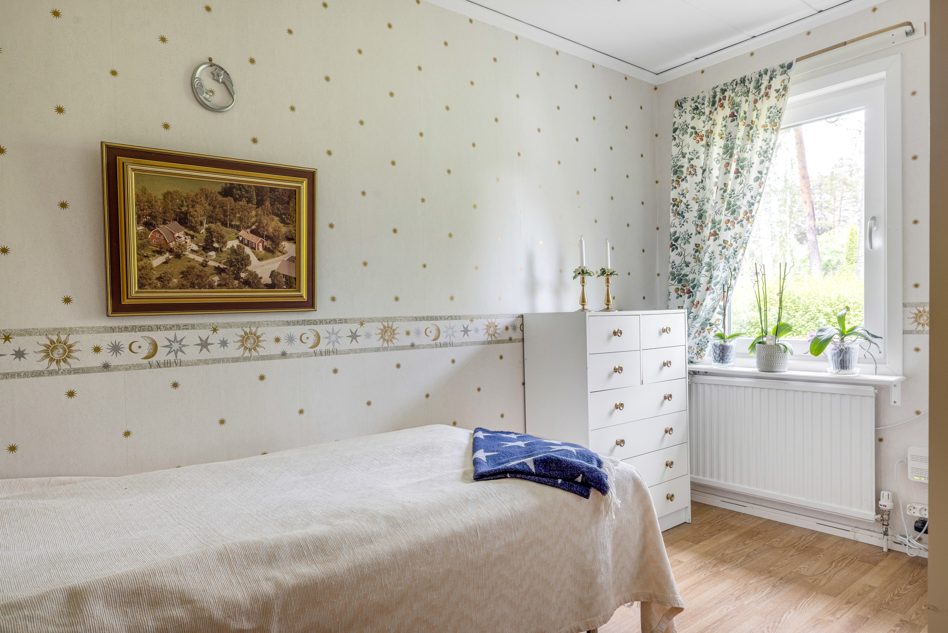 Bostadsbild från Pinnmovägen 7, Såld i Storvreta, Uppsala