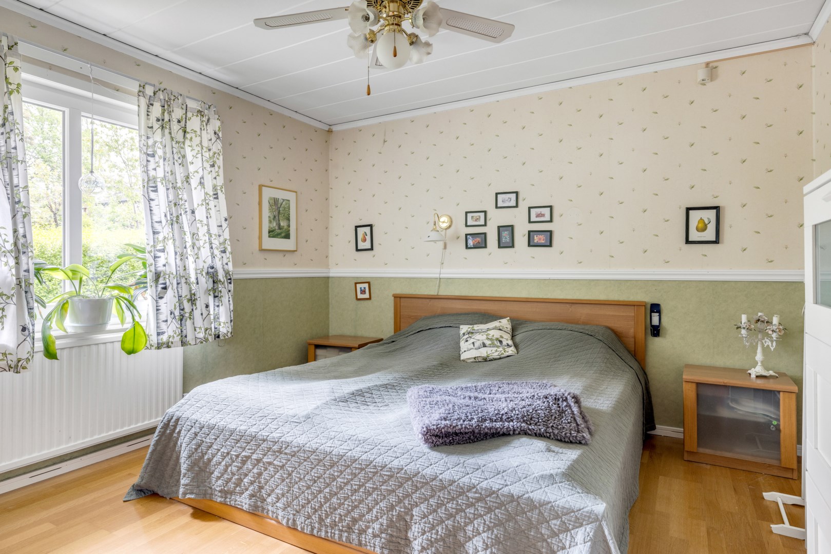 Bostadsbild från Pinnmovägen 7, Såld i Storvreta, Uppsala