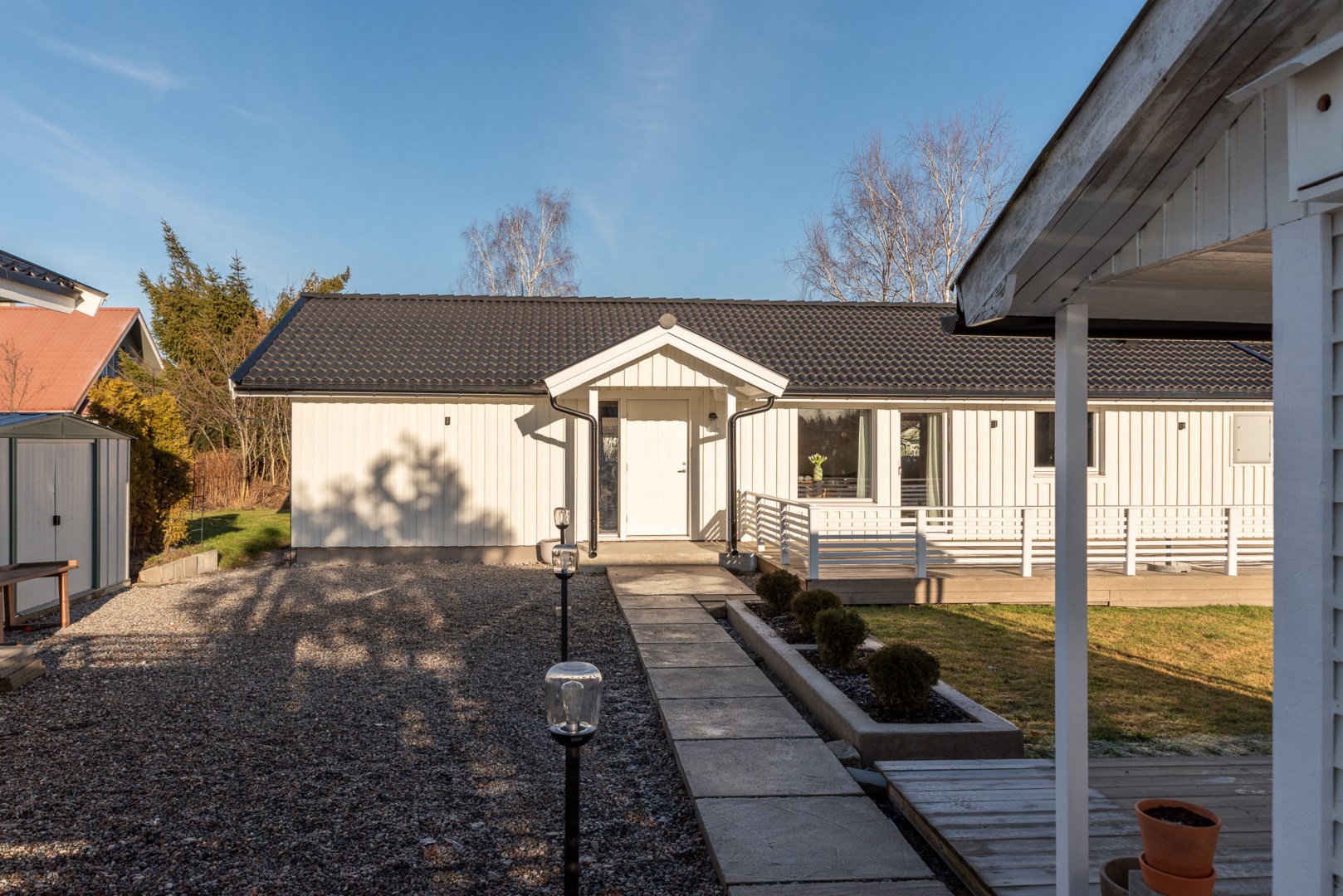 Bostadsbild från Klarinettvägen 10, Såld i Lycksta, Västerås