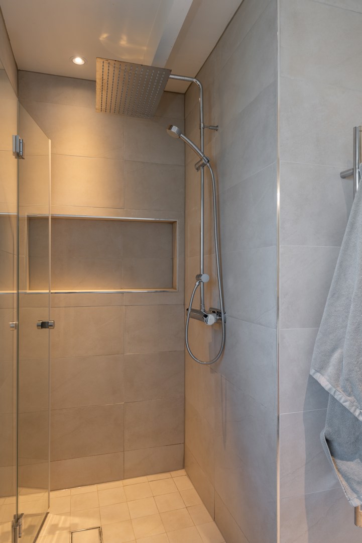 Bostadsbild från Klarinettvägen 10, Såld i Lycksta, Västerås