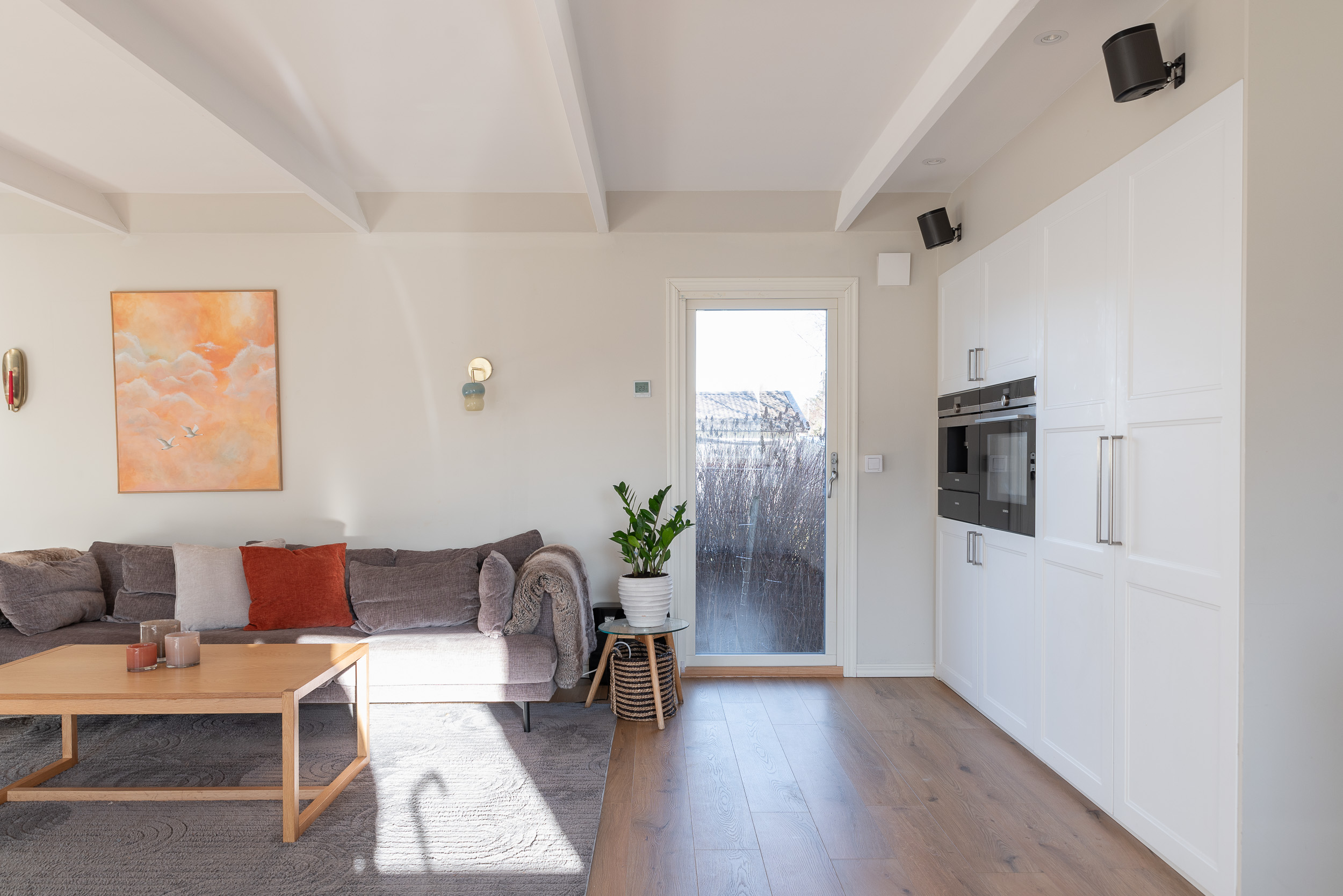 Bostadsbild från Klarinettvägen 10, Såld i Lycksta, Västerås