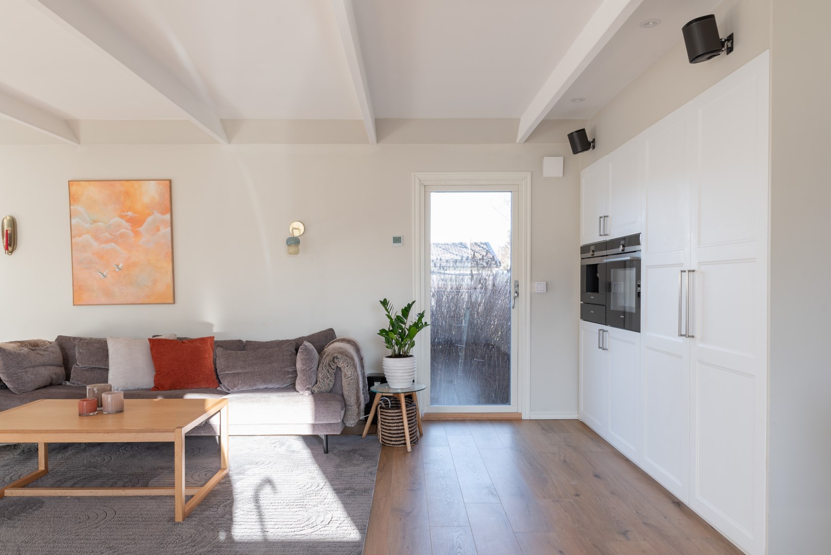 Bostadsbild från Klarinettvägen 10, Såld i Lycksta, Västerås