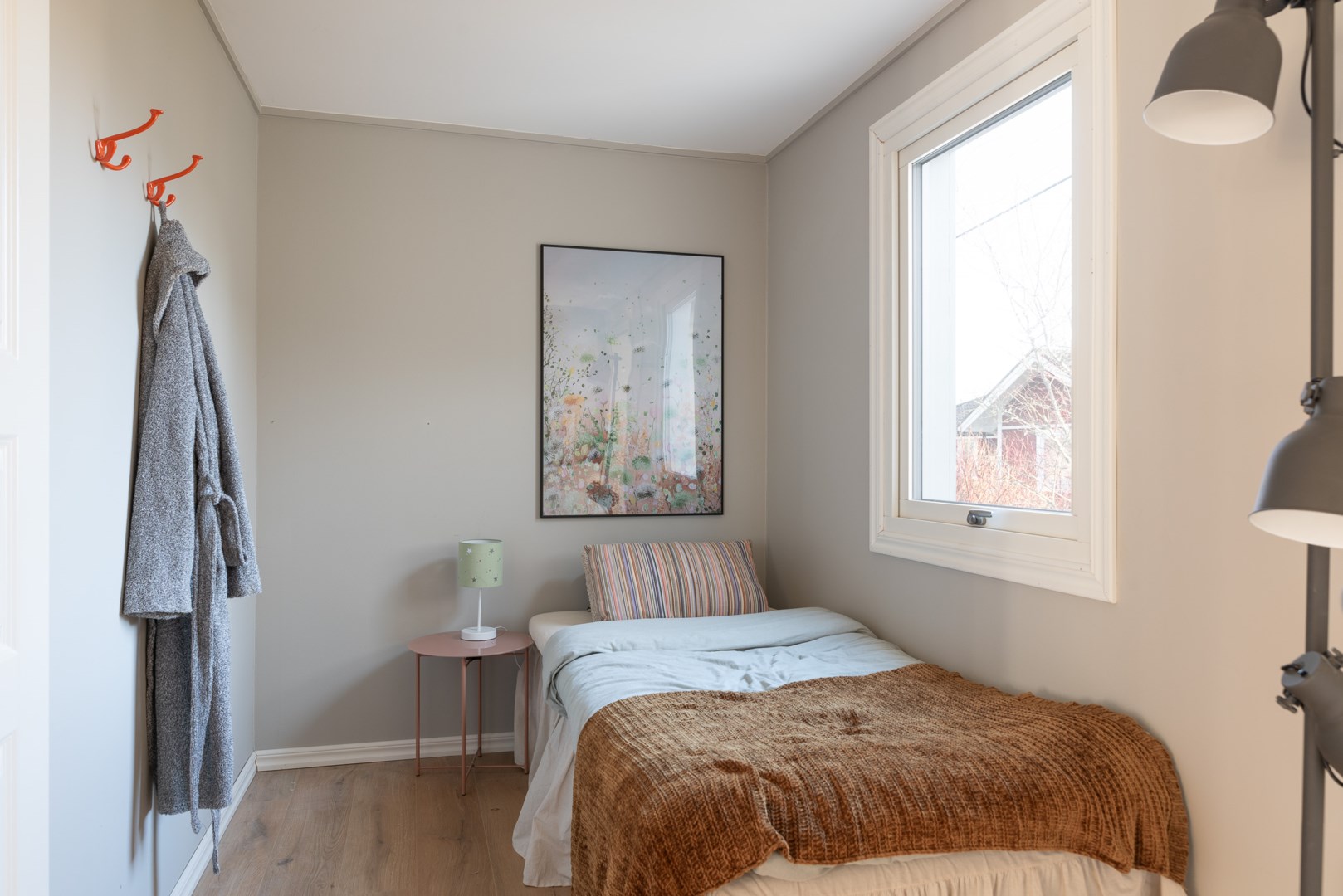 Bostadsbild från Klarinettvägen 10, Såld i Lycksta, Västerås