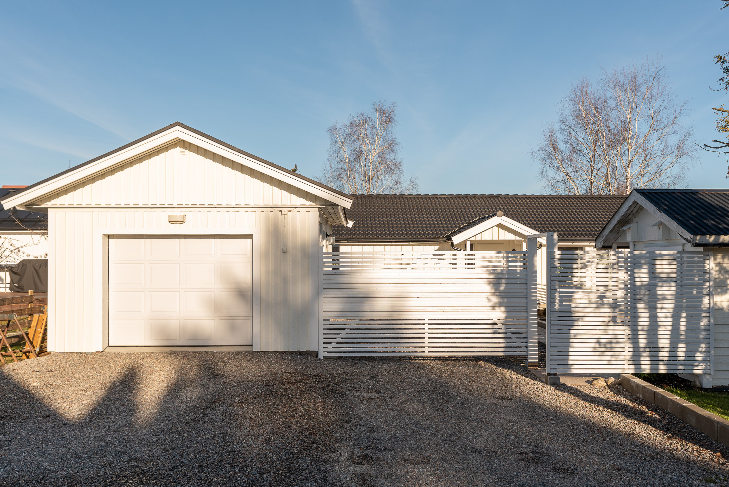 Bostadsbild från Klarinettvägen 10, Såld i Lycksta, Västerås