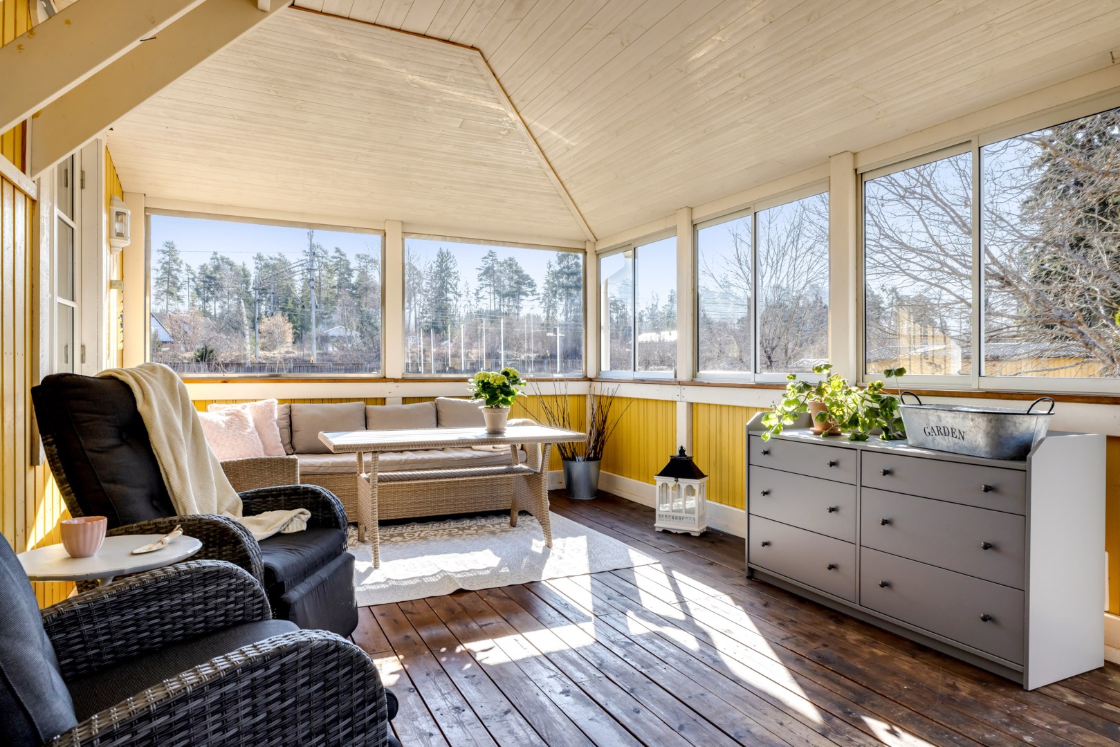 Bostadsbild från Hasselvägen 24, Såld i Storvreta, Uppsala