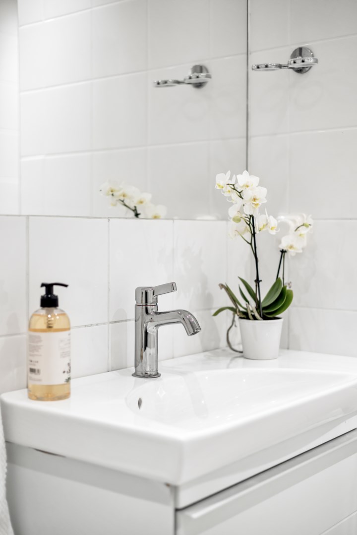 Bostadsbild från Hasselvägen 24, Såld i Storvreta, Uppsala