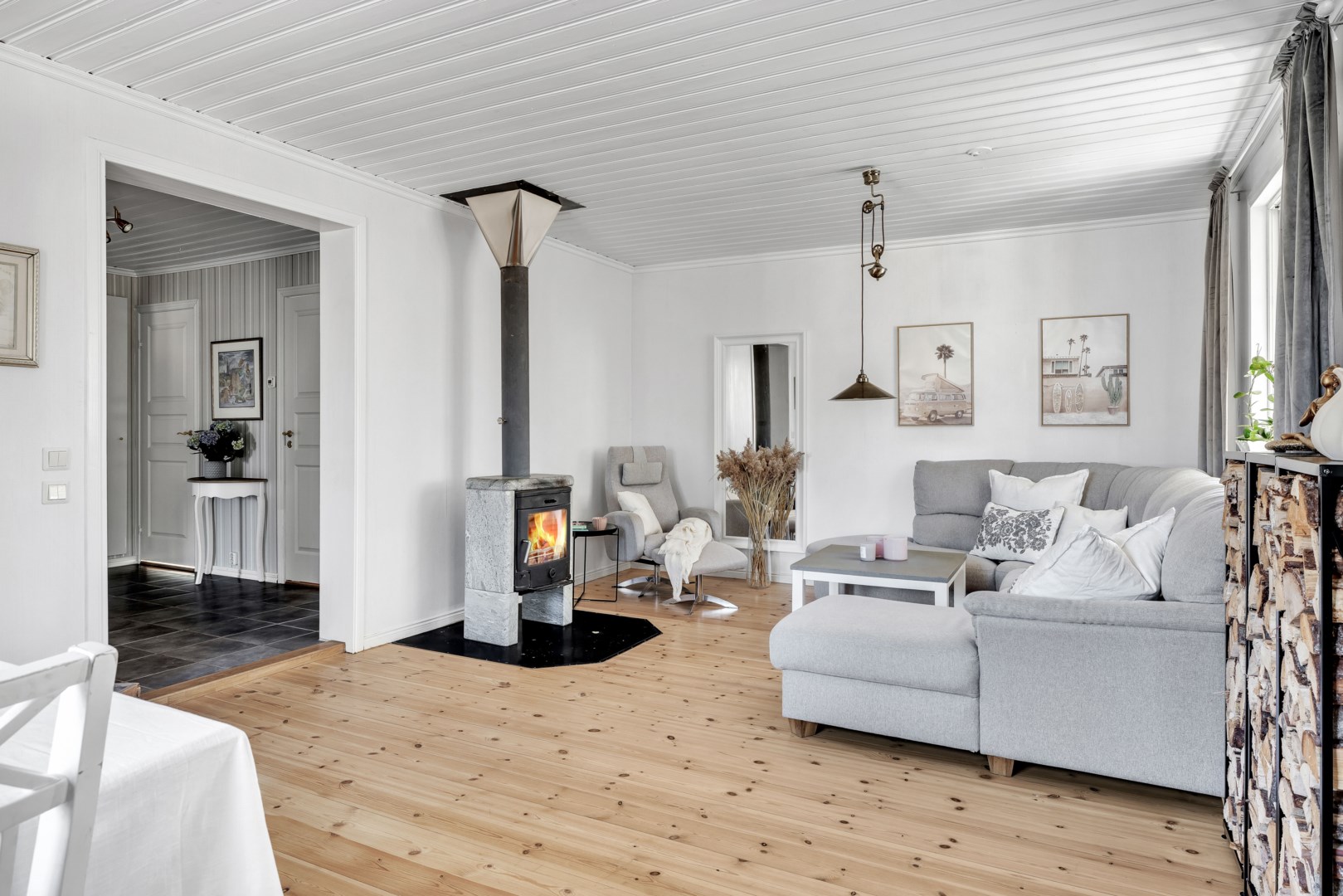 Bostadsbild från Hasselvägen 24, Såld i Storvreta, Uppsala