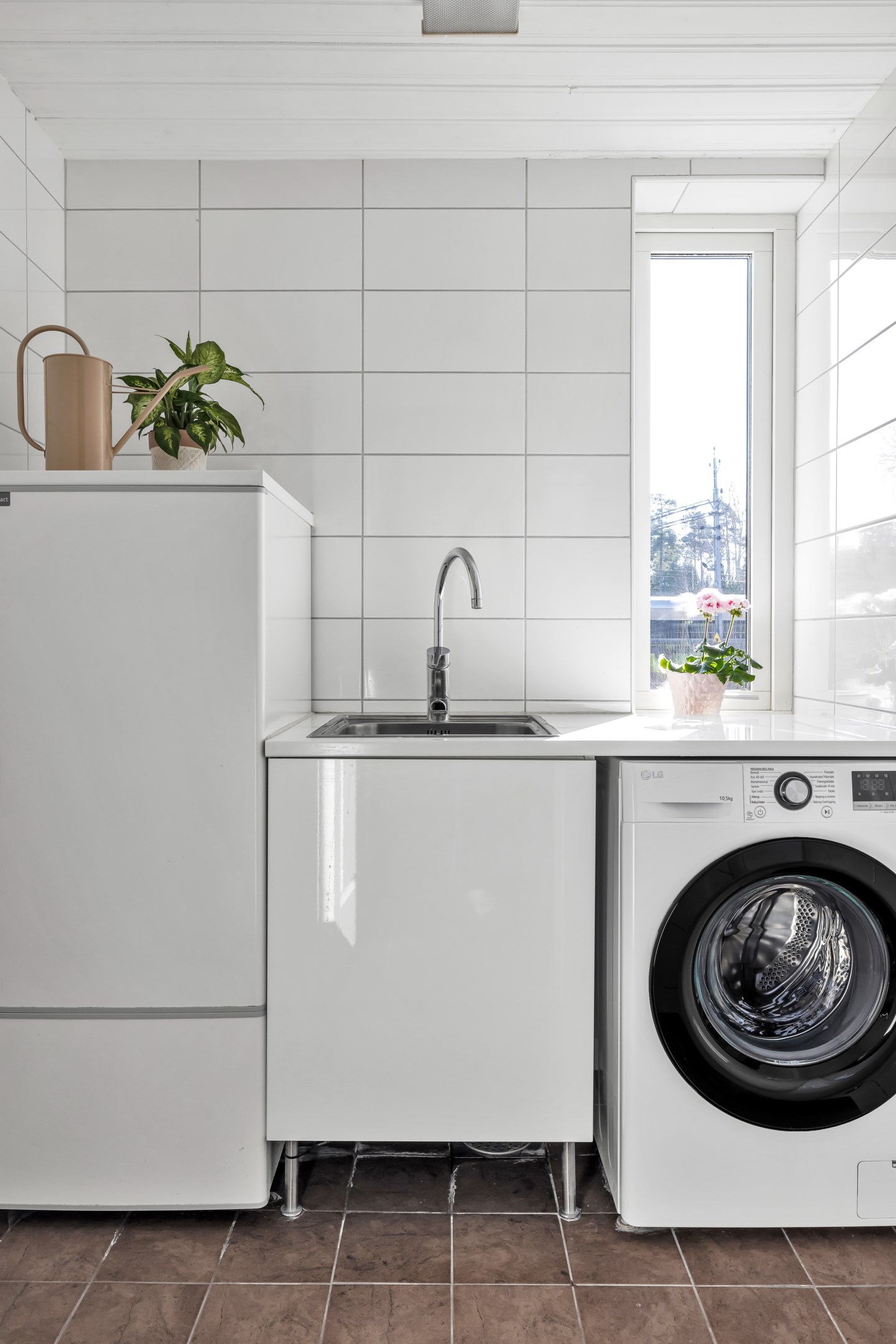 Bostadsbild från Hasselvägen 24, Såld i Storvreta, Uppsala