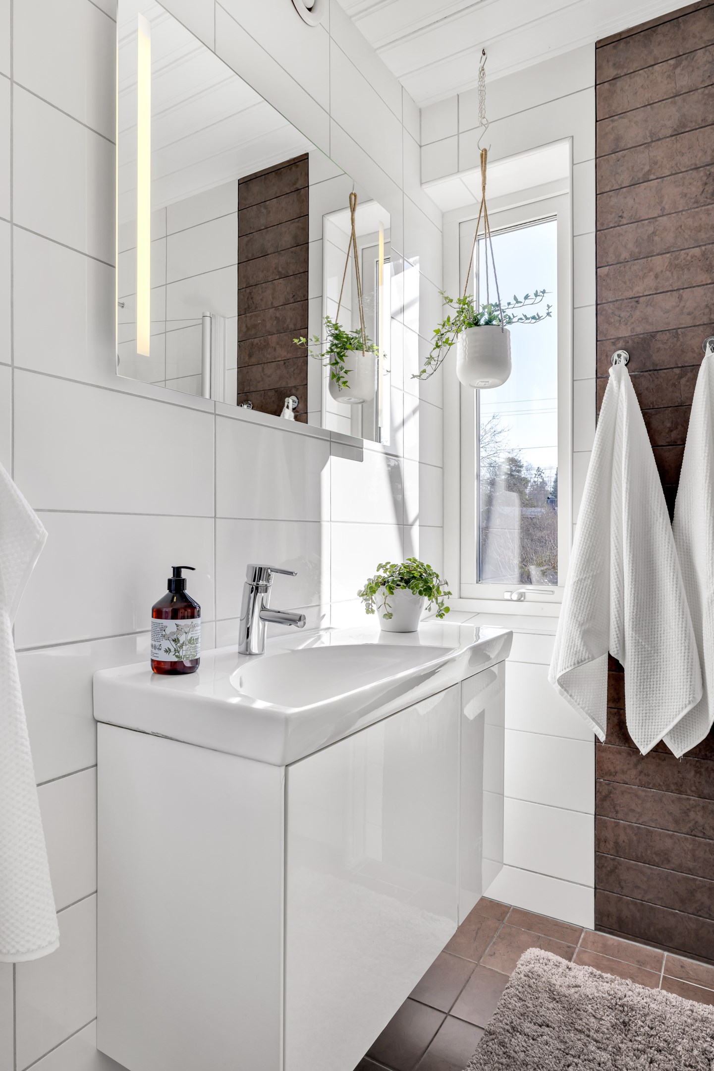 Bostadsbild från Hasselvägen 24, Såld i Storvreta, Uppsala