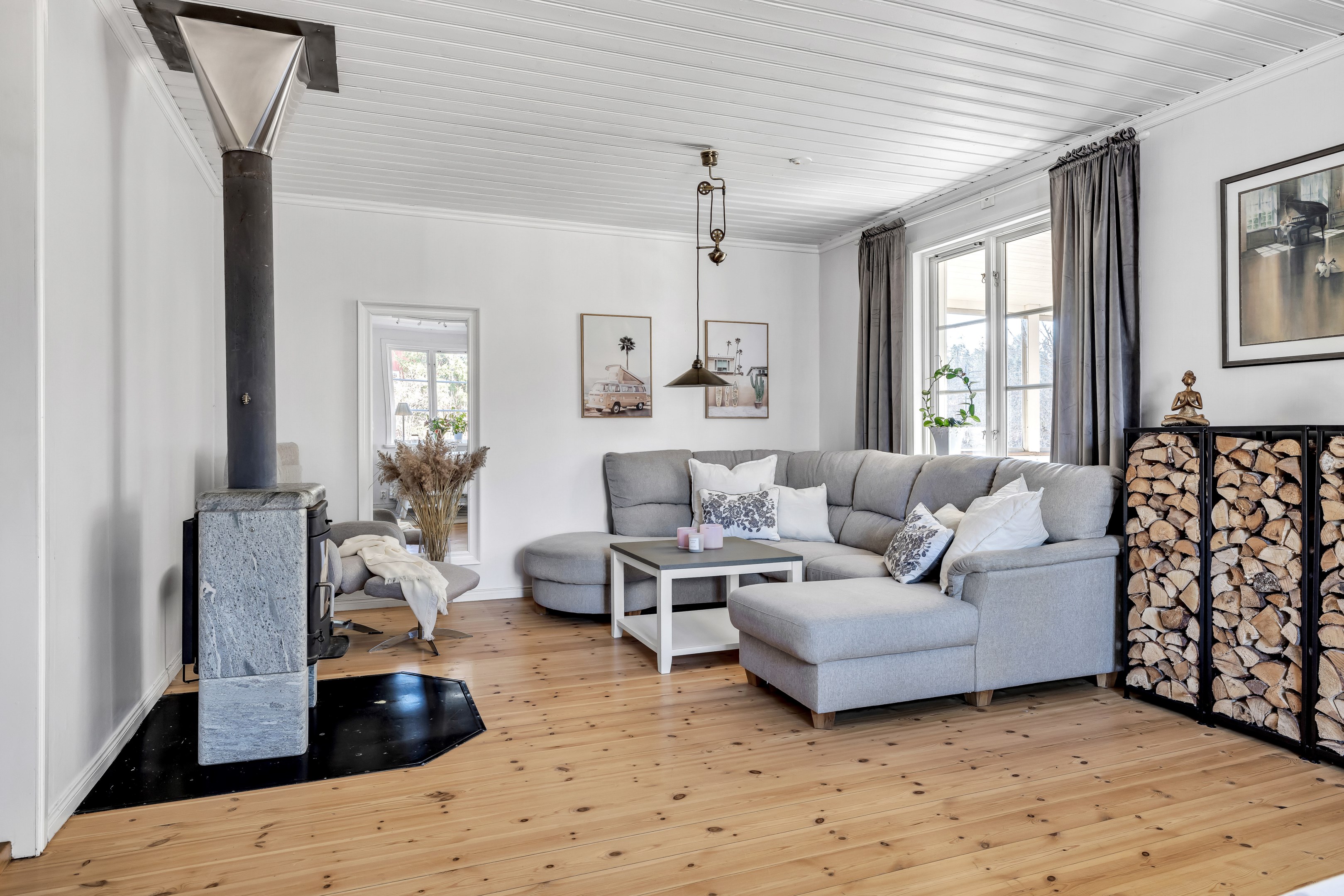 Bostadsbild från Hasselvägen 24, Såld i Storvreta, Uppsala