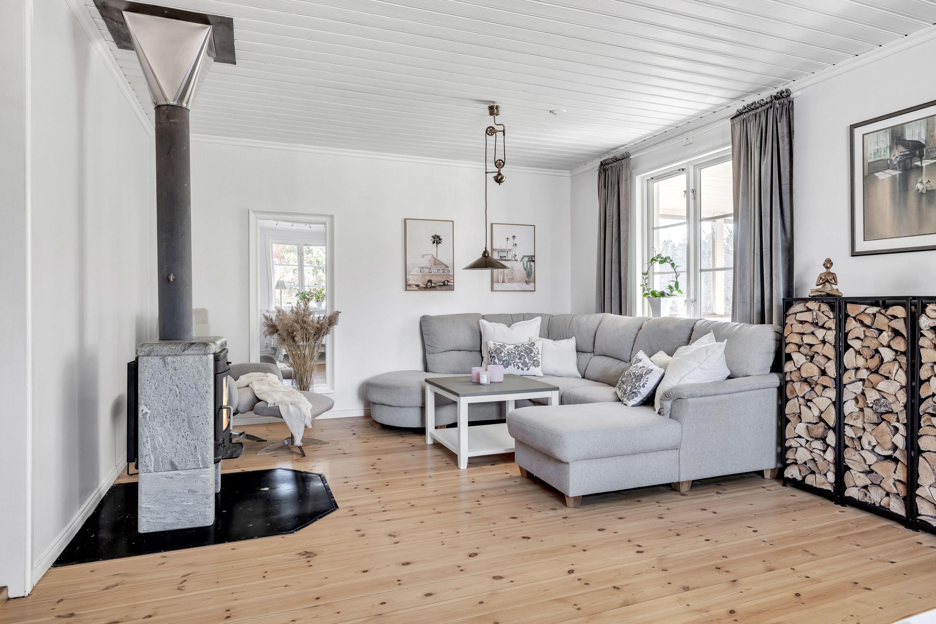 Bostadsbild från Hasselvägen 24, Såld i Storvreta, Uppsala