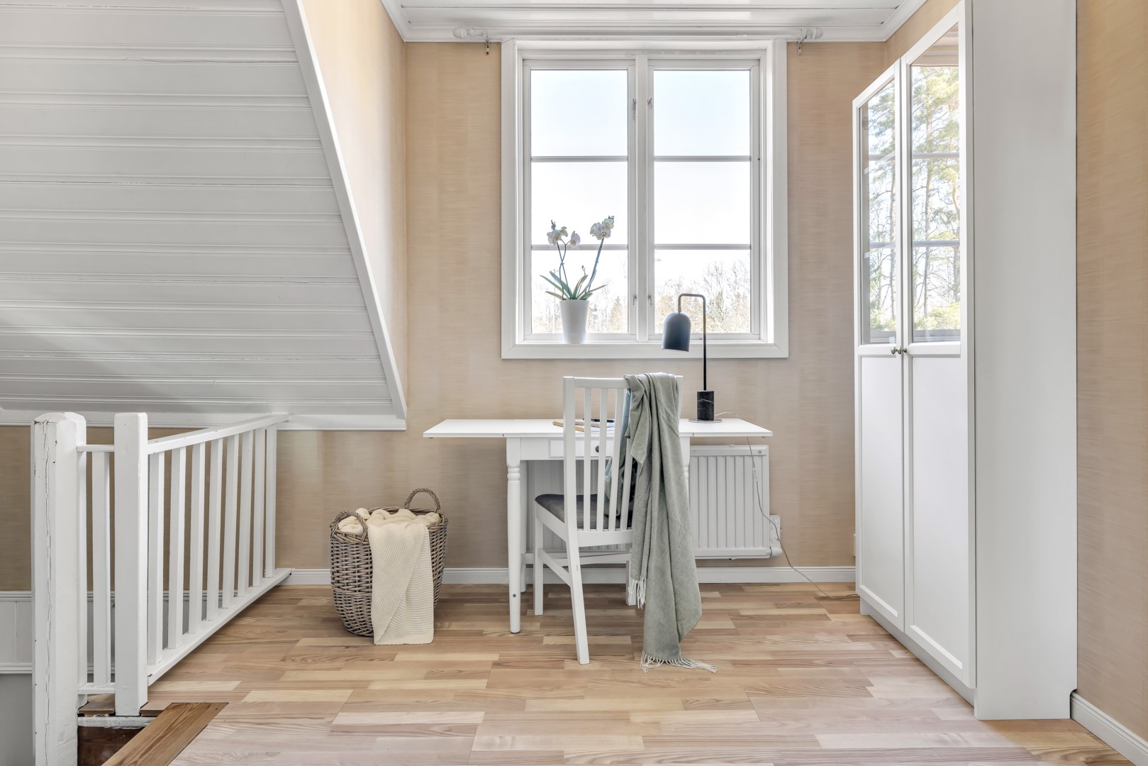 Bostadsbild från Hasselvägen 24, Såld i Storvreta, Uppsala