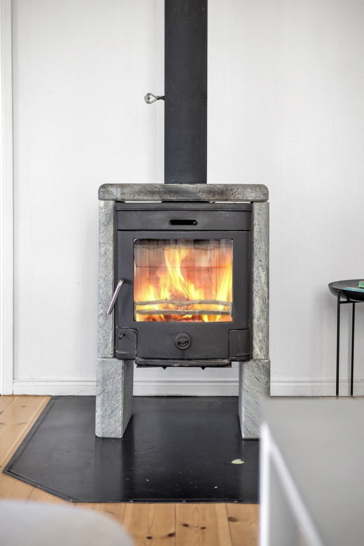 Bostadsbild från Hasselvägen 24, Såld i Storvreta, Uppsala