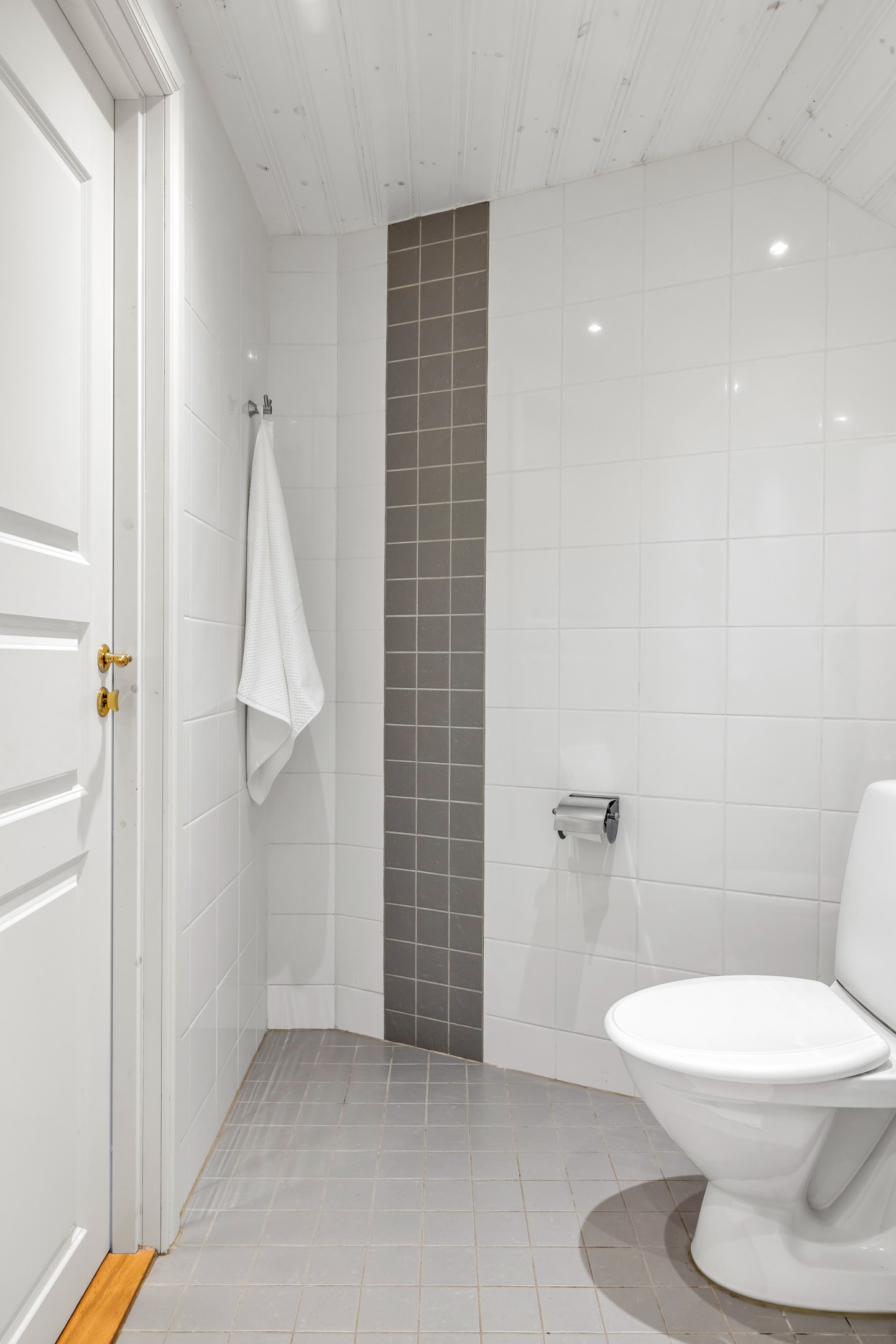 Bostadsbild från Hasselvägen 24, Såld i Storvreta, Uppsala