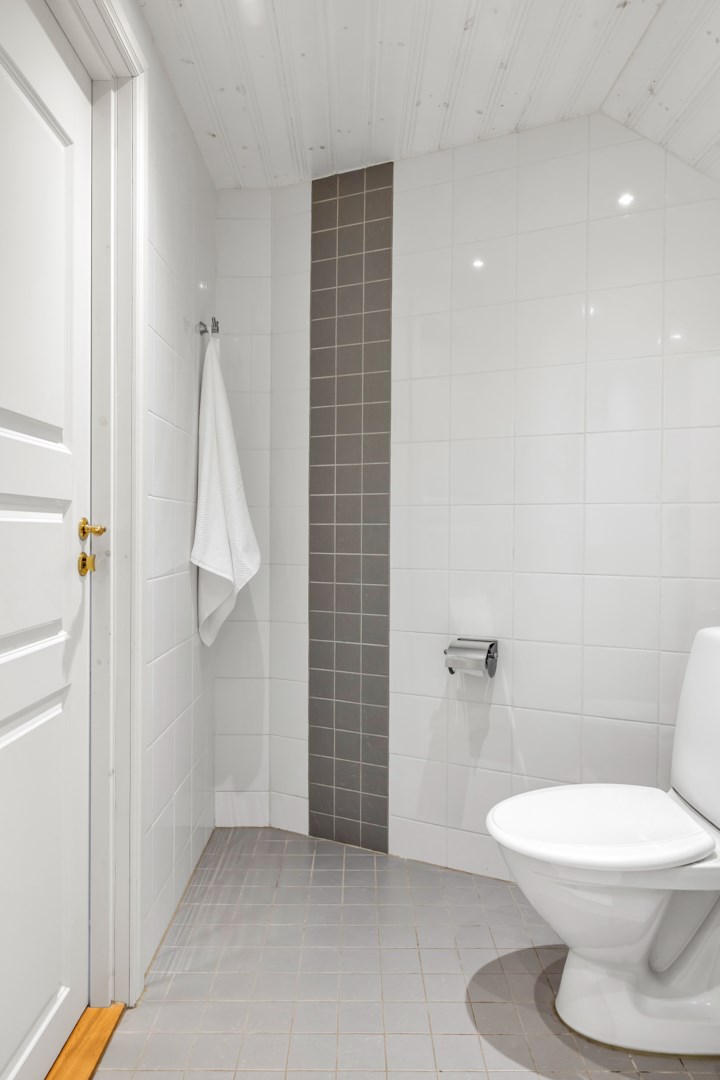 Bostadsbild från Hasselvägen 24, Såld i Storvreta, Uppsala