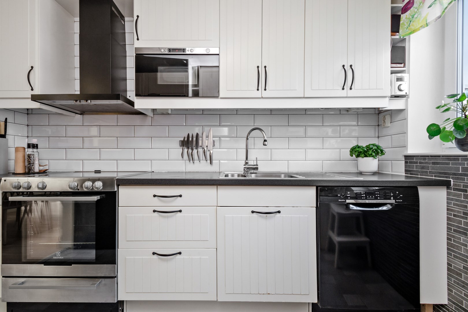 Bostadsbild från Sten Stures väg 45, Såld i Duvnäs Utskog, Nacka