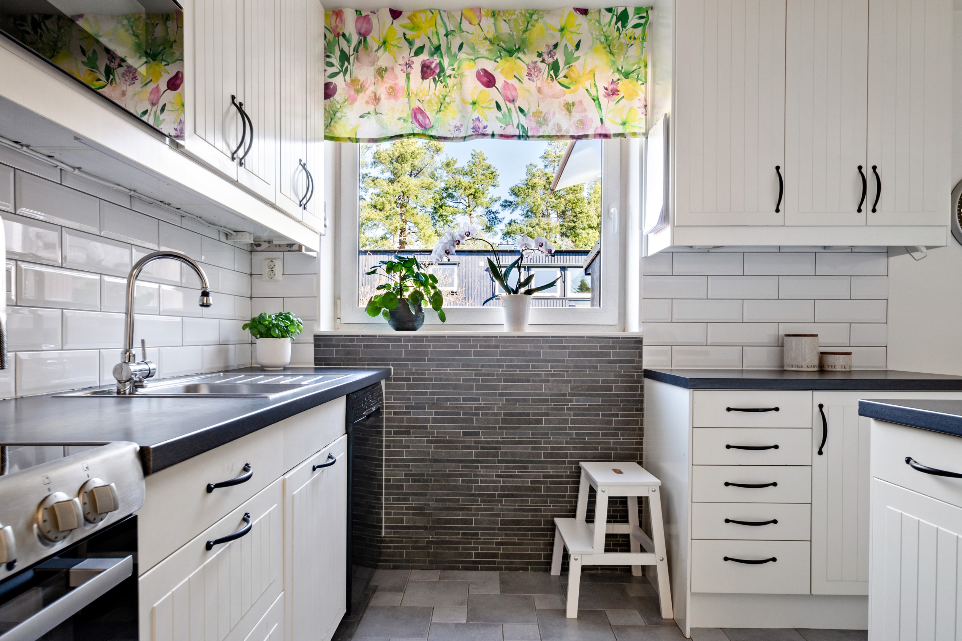 Bostadsbild från Sten Stures väg 45, Såld i Duvnäs Utskog, Nacka