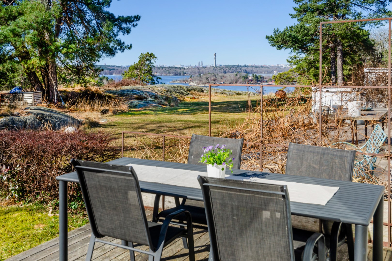 Bostadsbild från Sten Stures väg 45, Såld i Duvnäs Utskog, Nacka